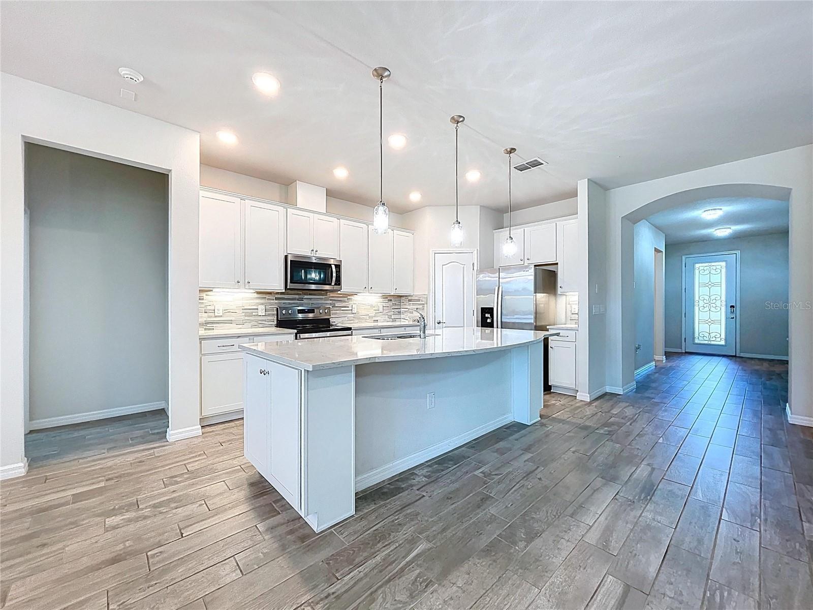 9684 IBIS GROVE BLVD, WESLEY CHAPEL, FL, 33545