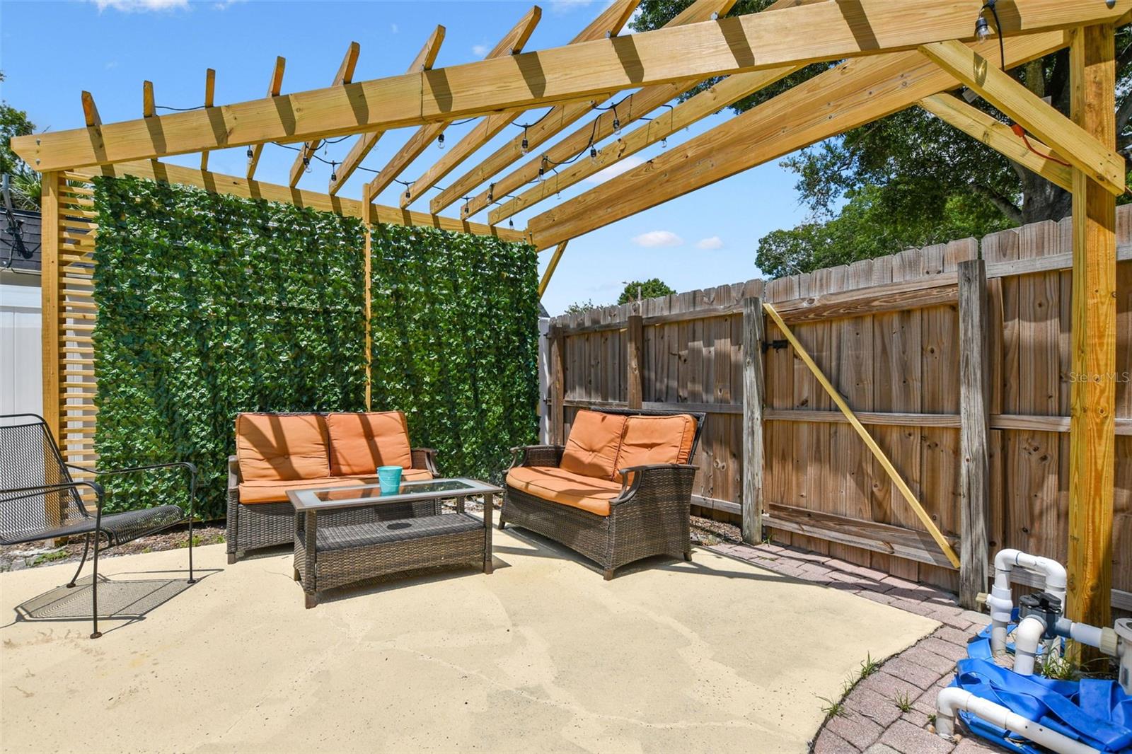 4818 HOLIDAY DR, TAMPA, FL, 33615