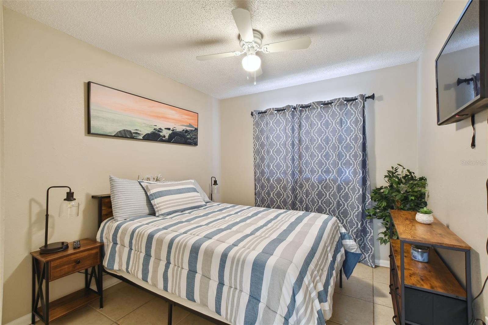 4818 HOLIDAY DR, TAMPA, FL, 33615