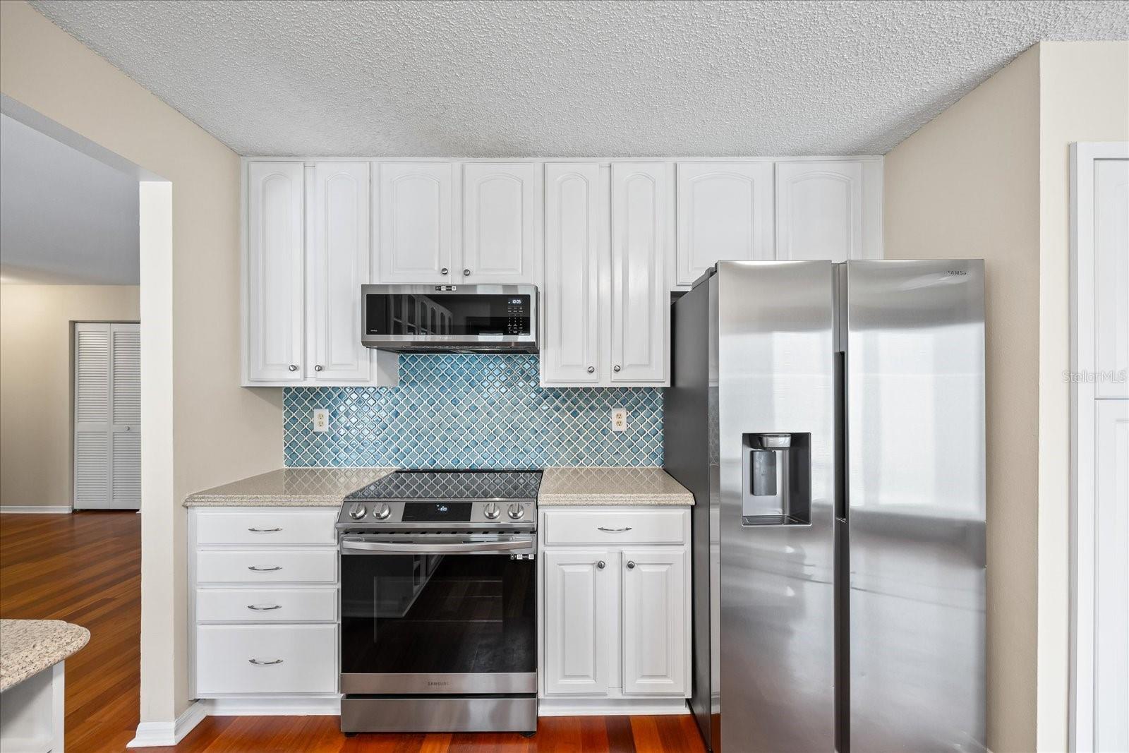 400 WESTBOROUGH LN, SAFETY HARBOR, FL, 34695