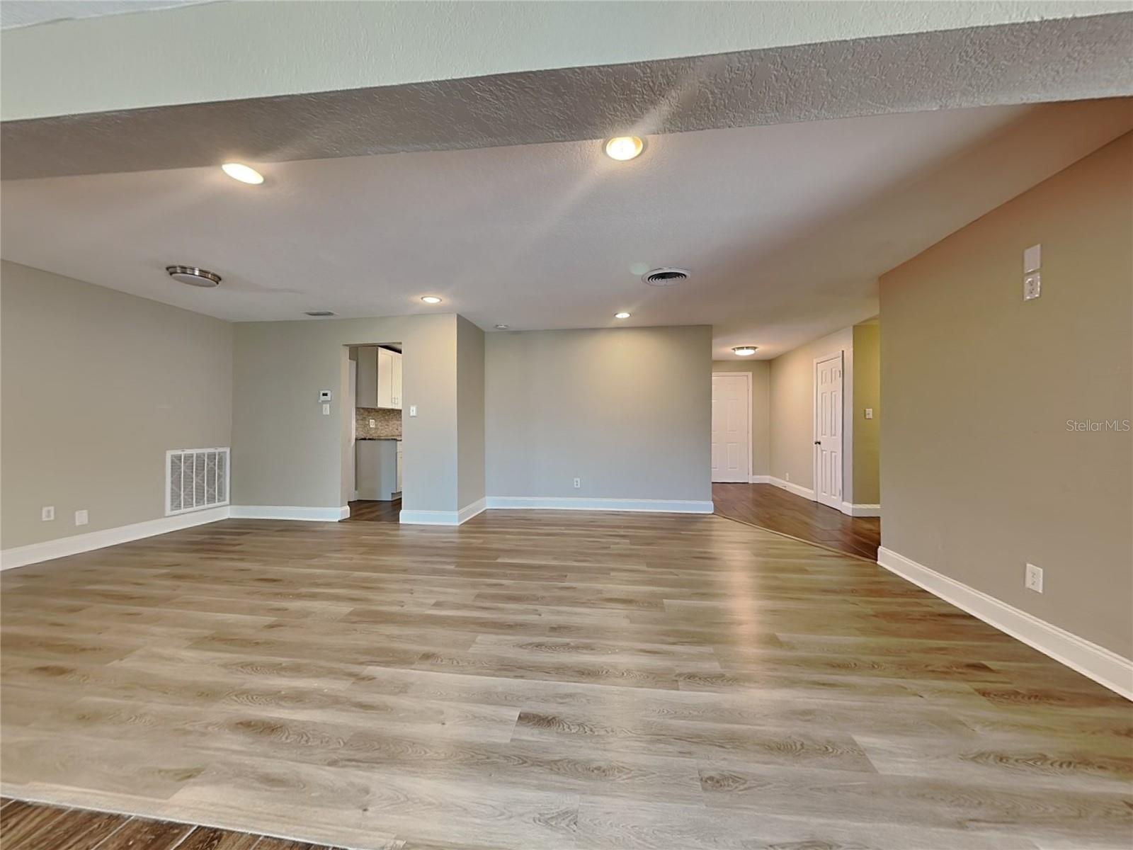 1141 BARBARA CT, LARGO, FL, 33770