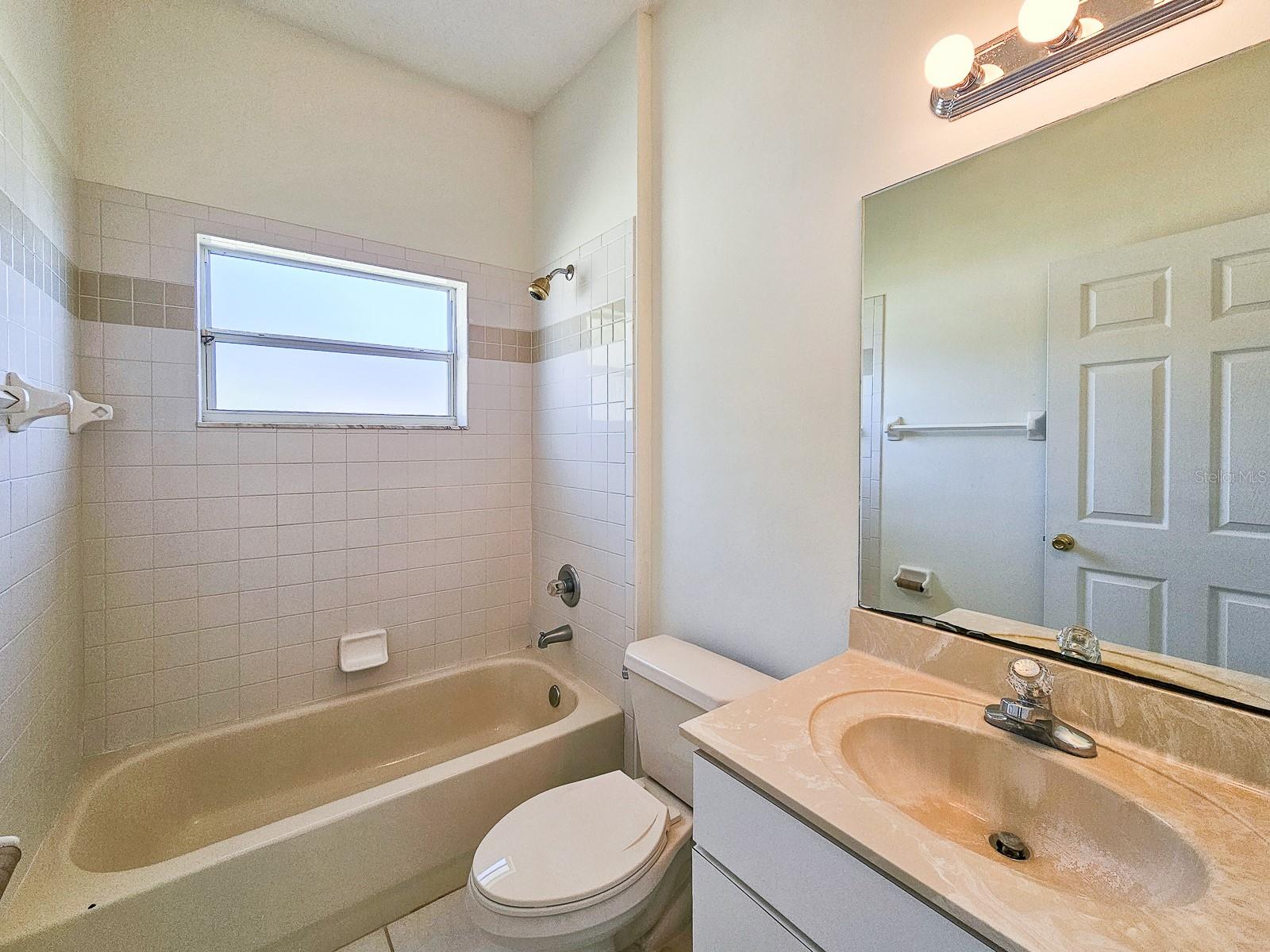 83 BURBANK DR, PALM COAST, FL, 32137