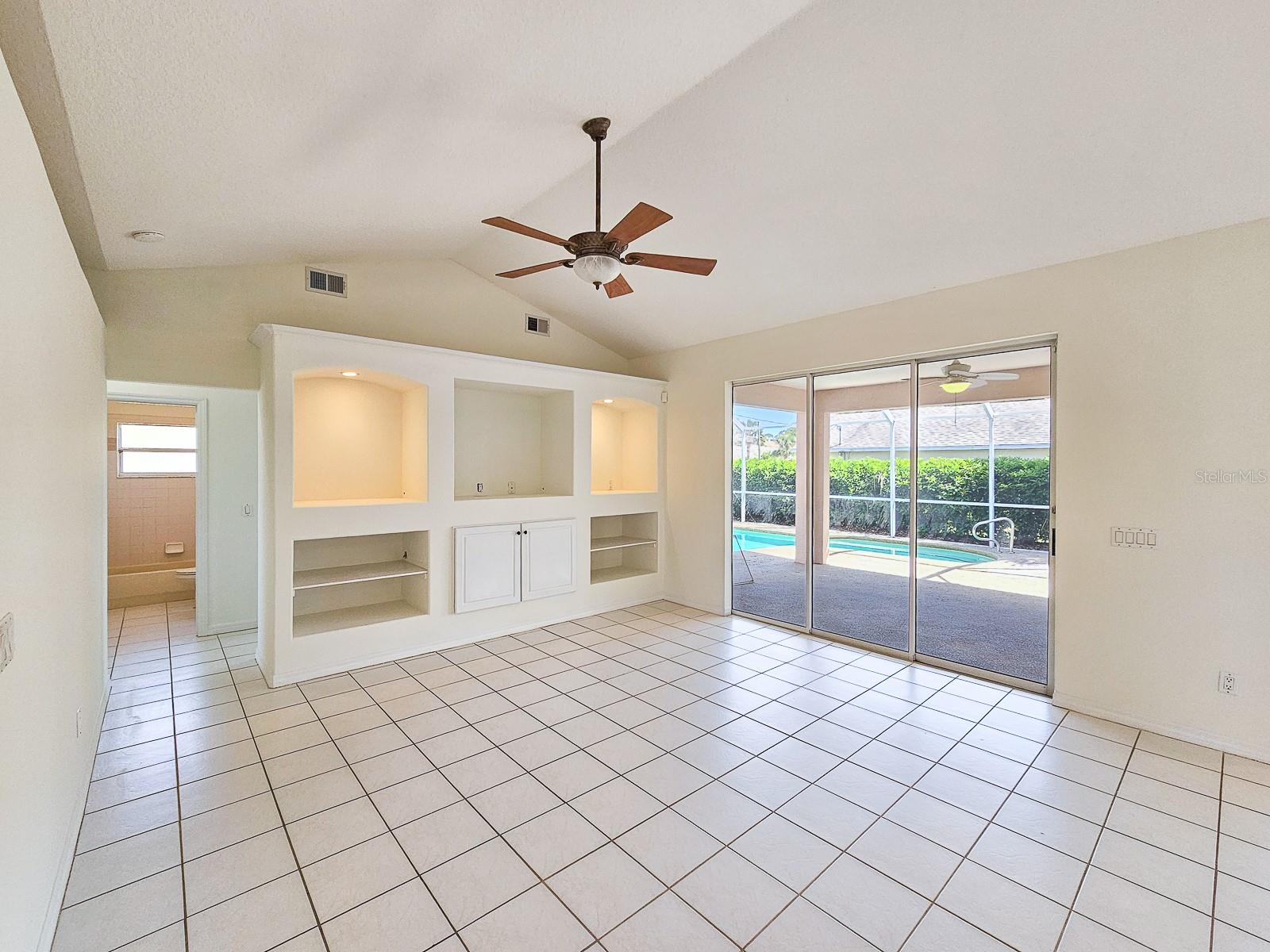 83 BURBANK DR, PALM COAST, FL, 32137