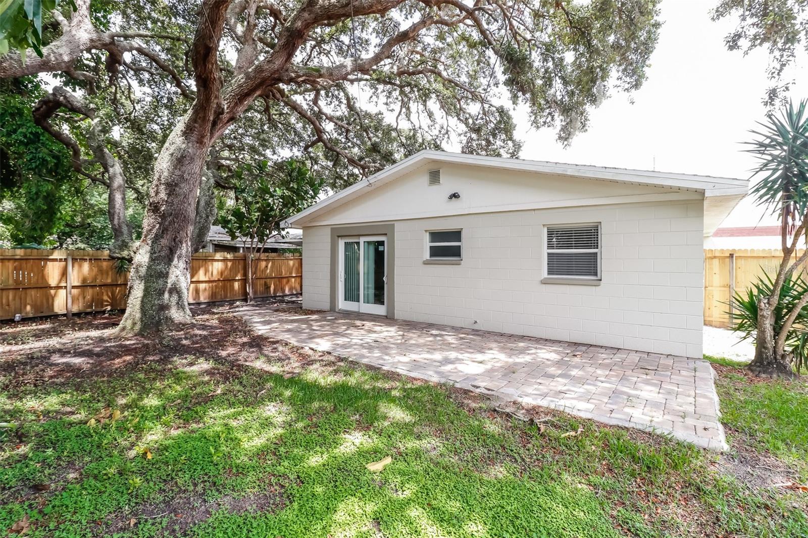 6229 50TH AVE N, ST PETERSBURG, FL, 33709