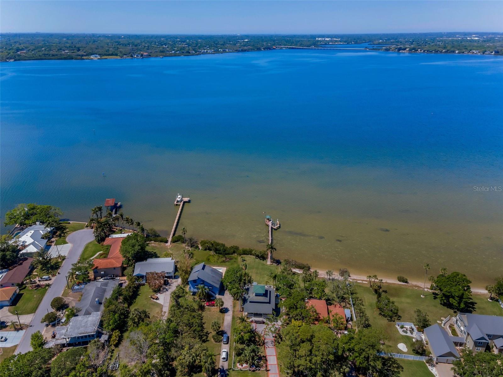 610 SHORE DR E, OLDSMAR, FL, 34677