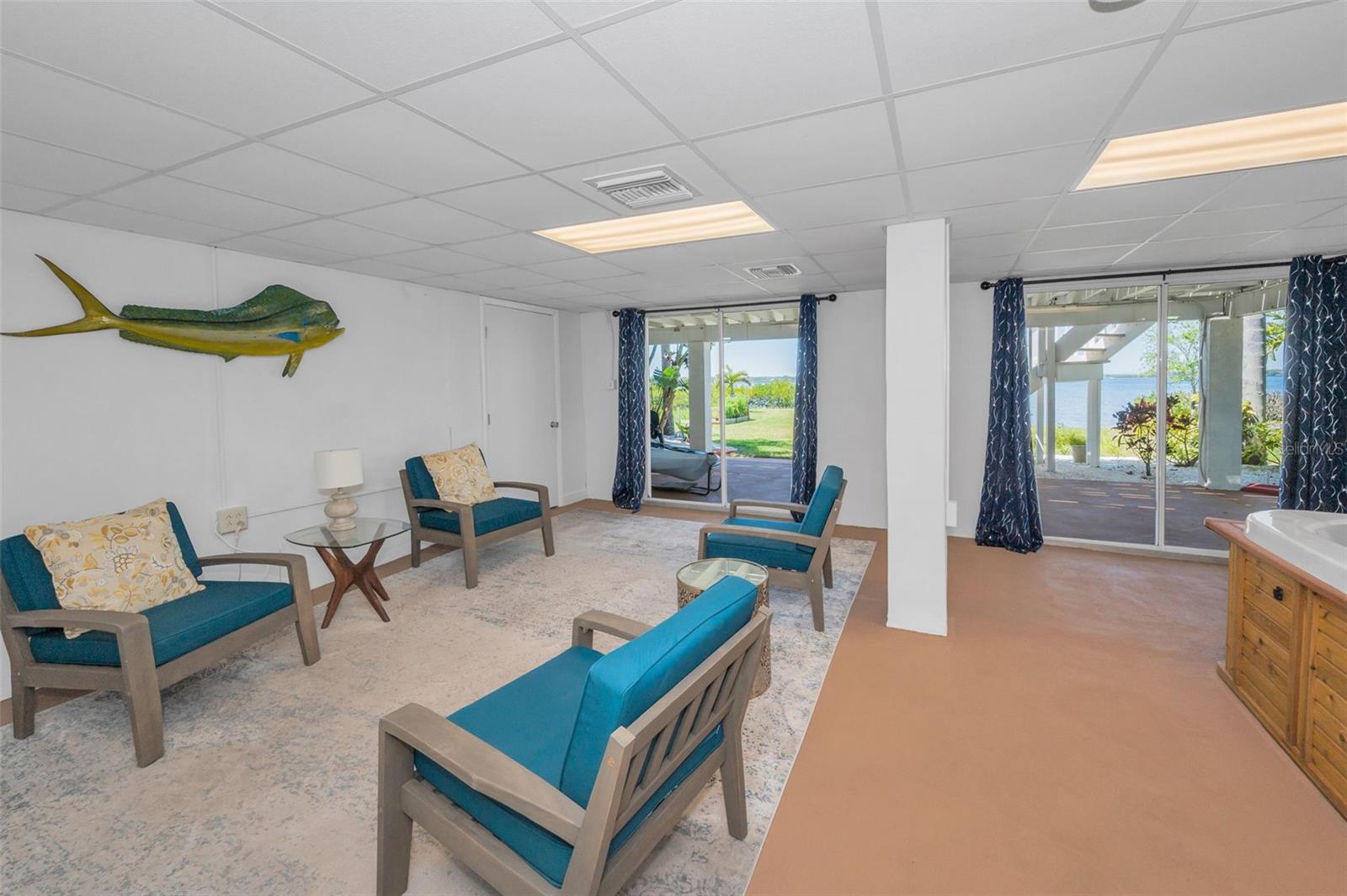 610 SHORE DR E, OLDSMAR, FL, 34677