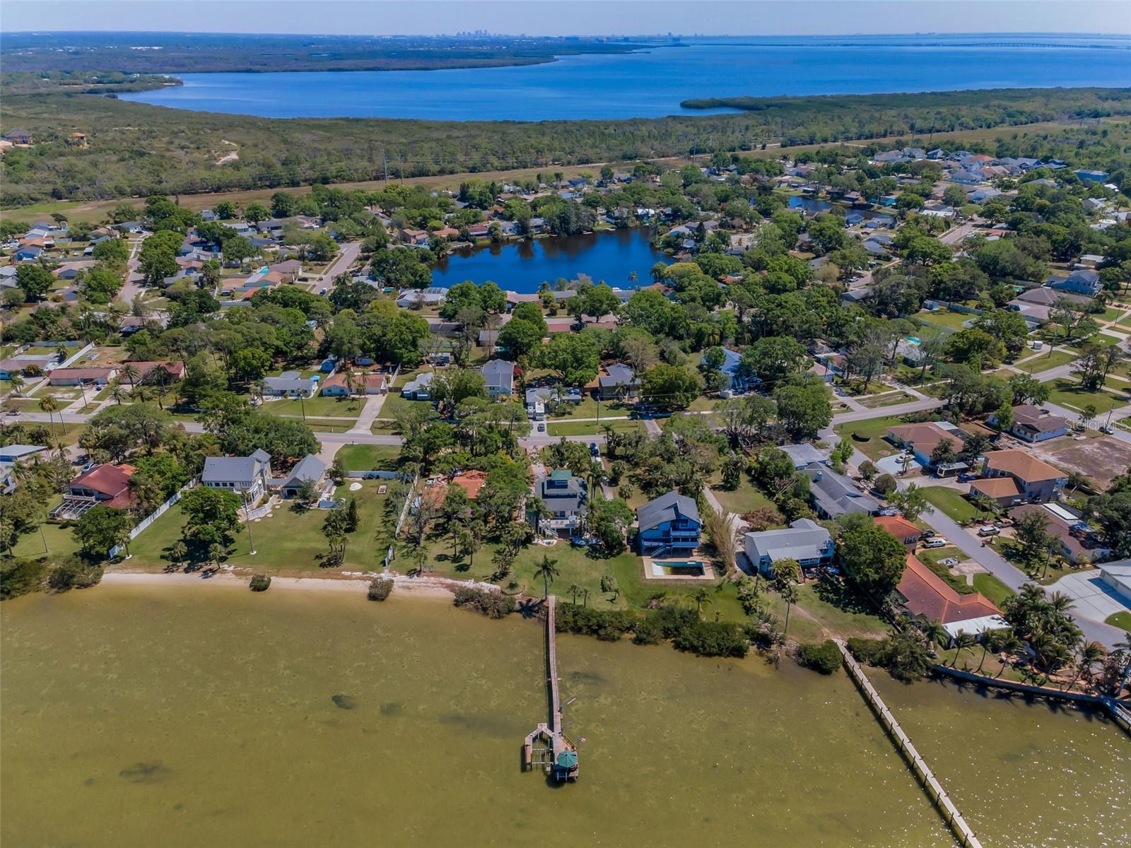 610 SHORE DR E, OLDSMAR, FL, 34677