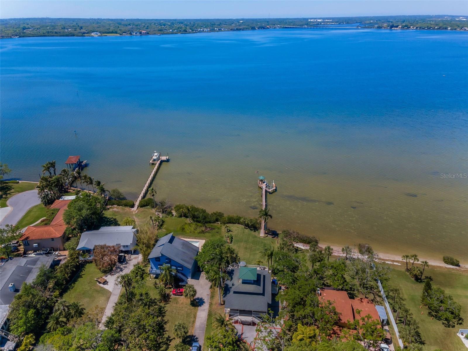 610 SHORE DR E, OLDSMAR, FL, 34677