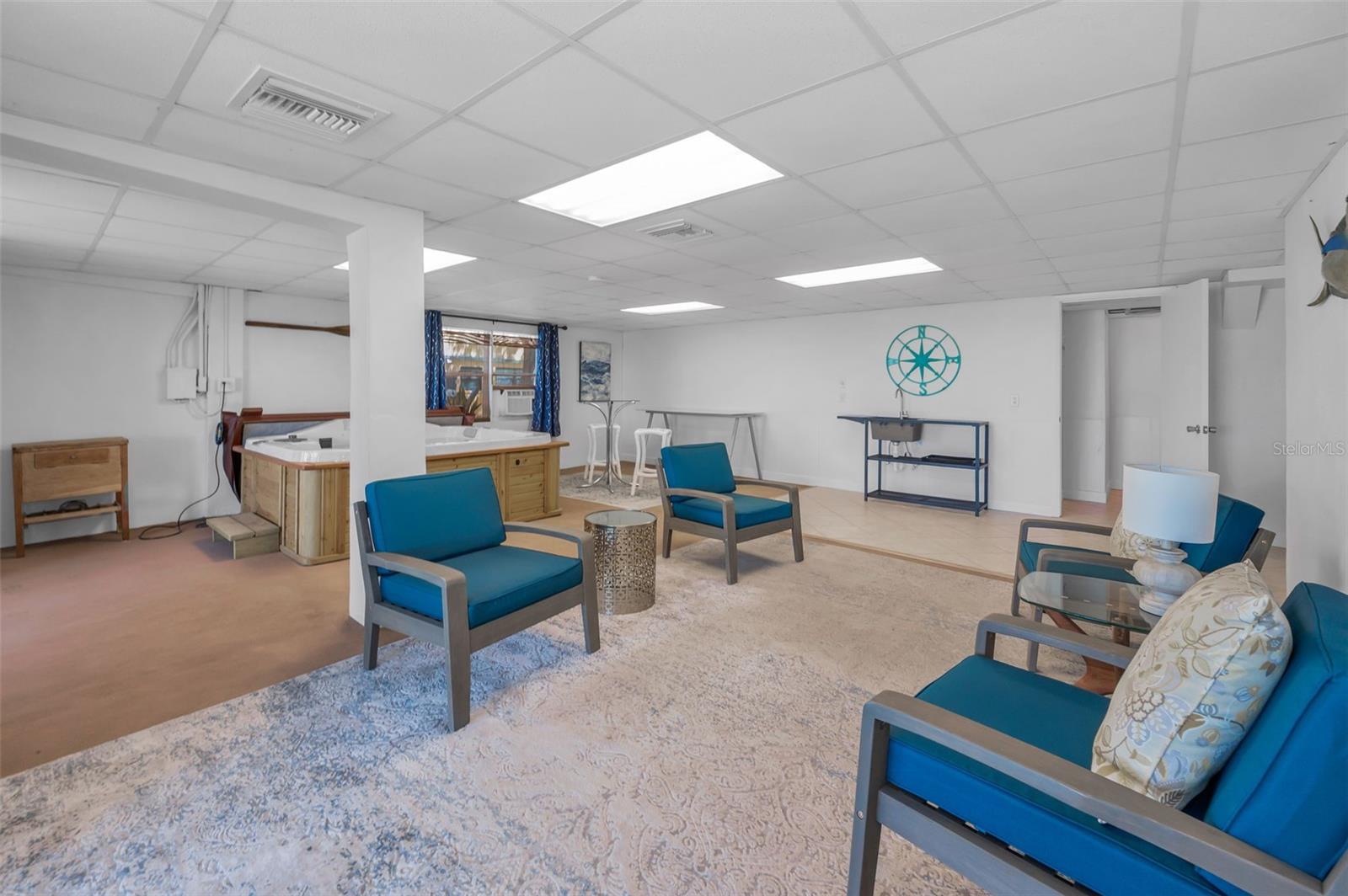 610 SHORE DR E, OLDSMAR, FL, 34677