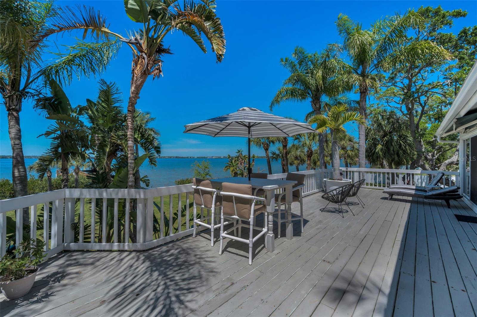 610 SHORE DR E, OLDSMAR, FL, 34677