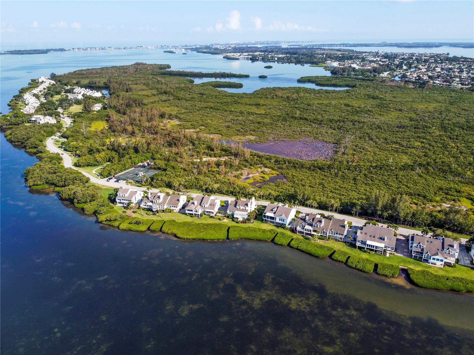 71 TIDY ISLAND BLVD, BRADENTON, FL, 34210