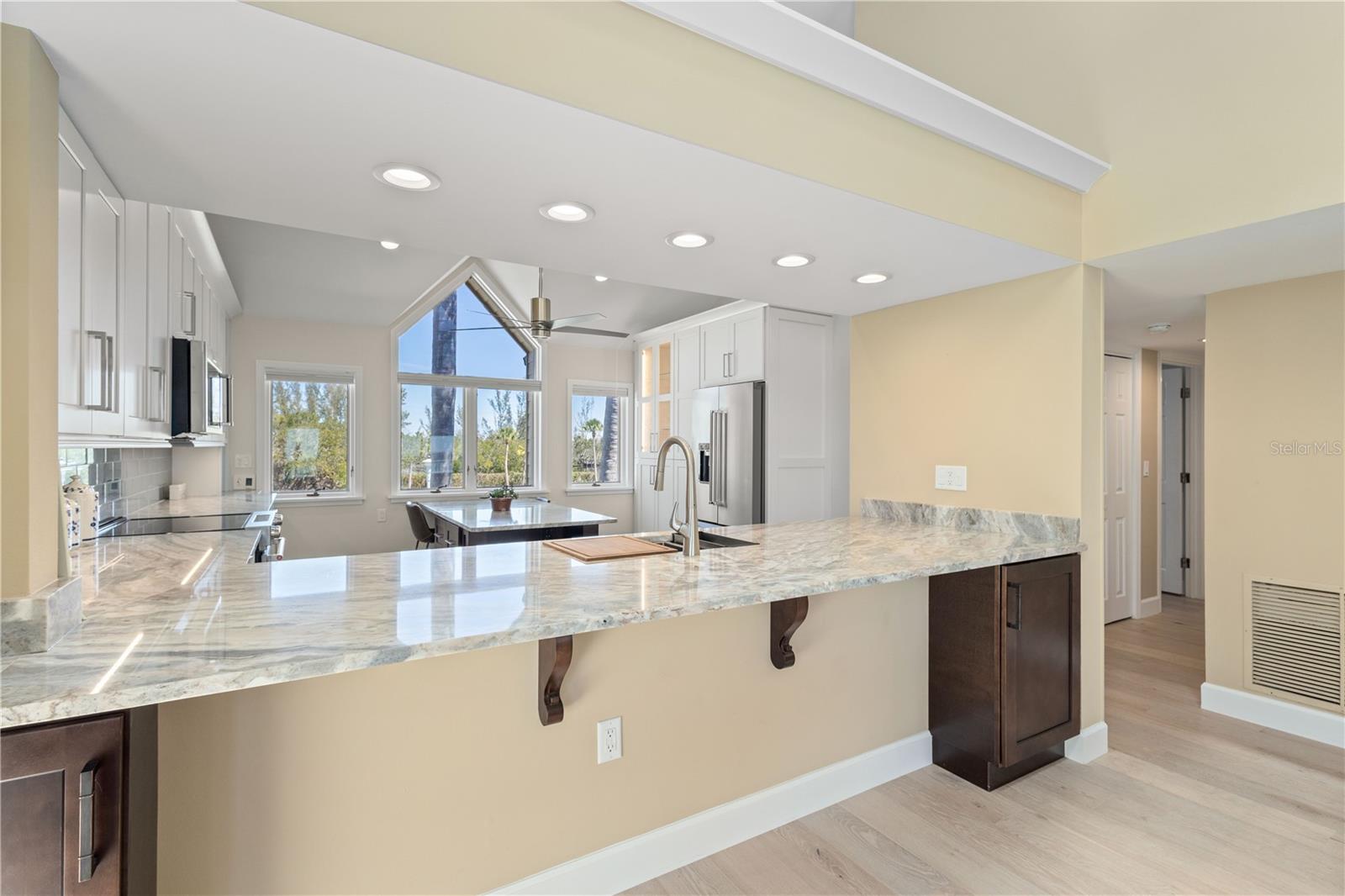 71 TIDY ISLAND BLVD, BRADENTON, FL, 34210