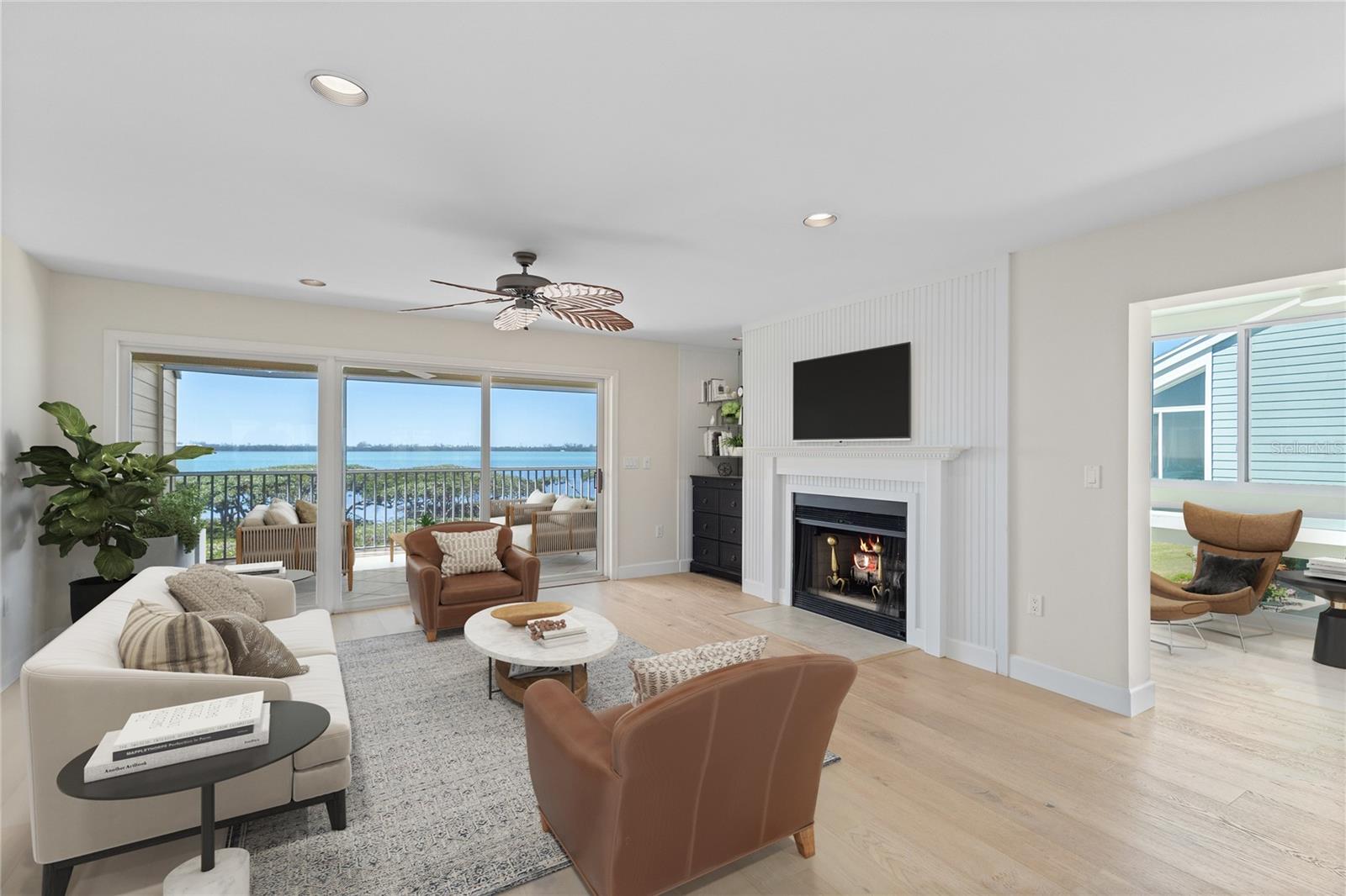 71 TIDY ISLAND BLVD, BRADENTON, FL, 34210