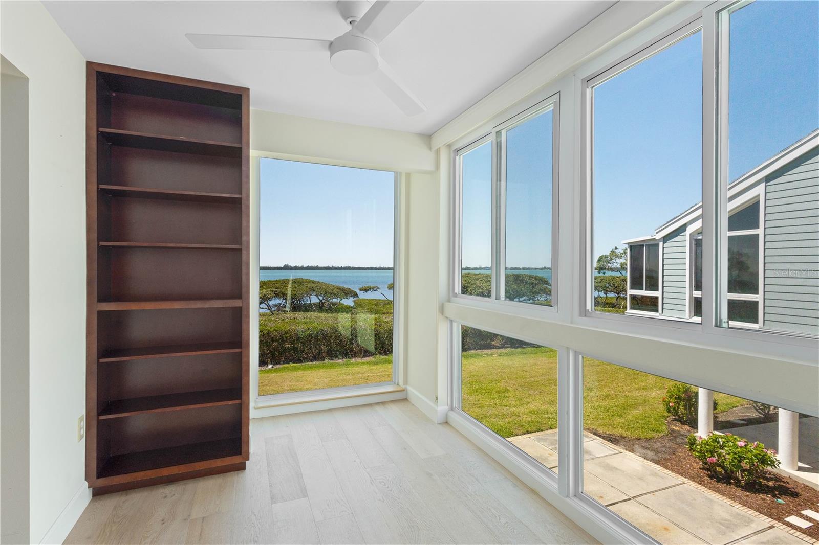 71 TIDY ISLAND BLVD, BRADENTON, FL, 34210