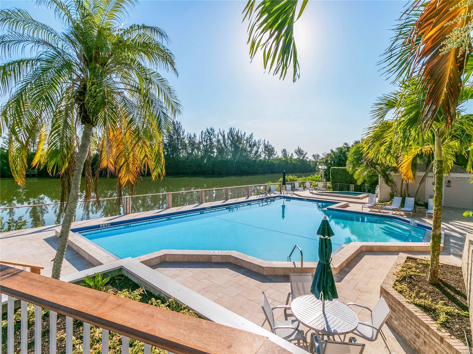 71 TIDY ISLAND BLVD, BRADENTON, FL, 34210