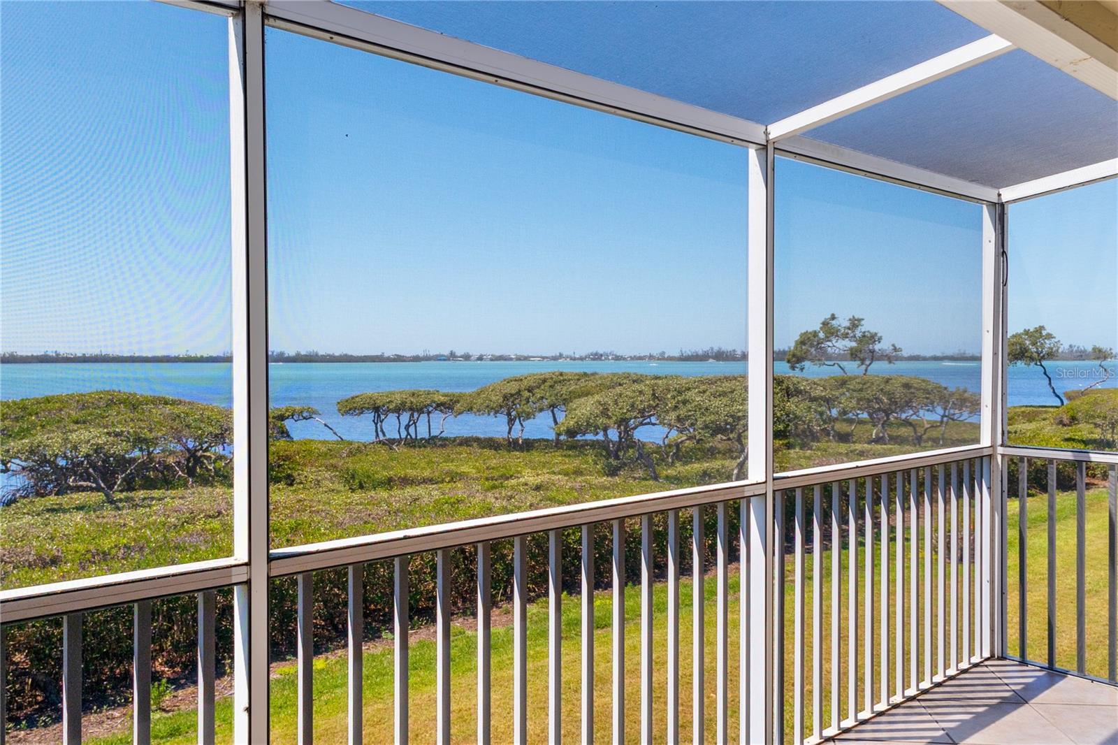 71 TIDY ISLAND BLVD, BRADENTON, FL, 34210