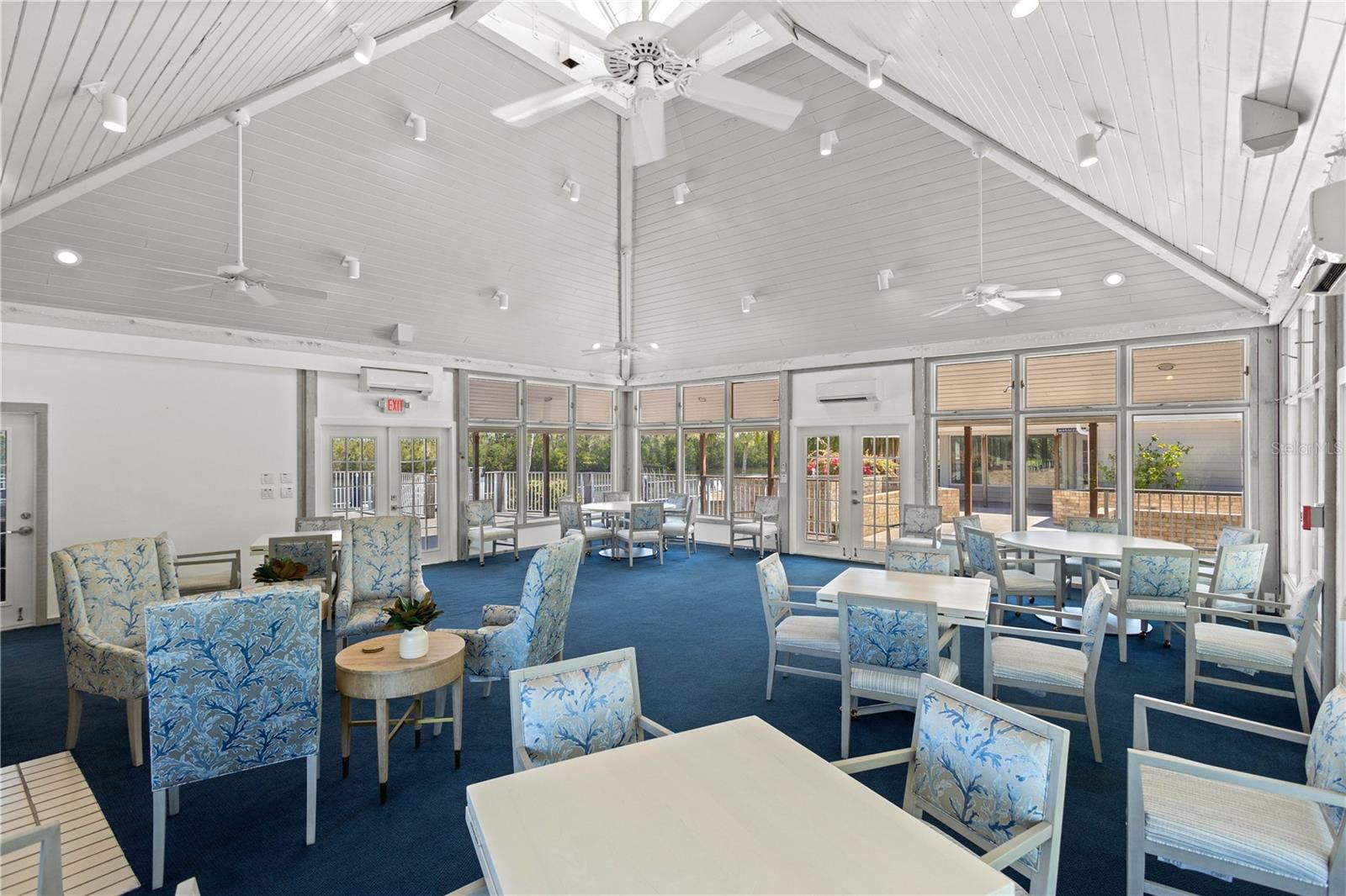 71 TIDY ISLAND BLVD, BRADENTON, FL, 34210