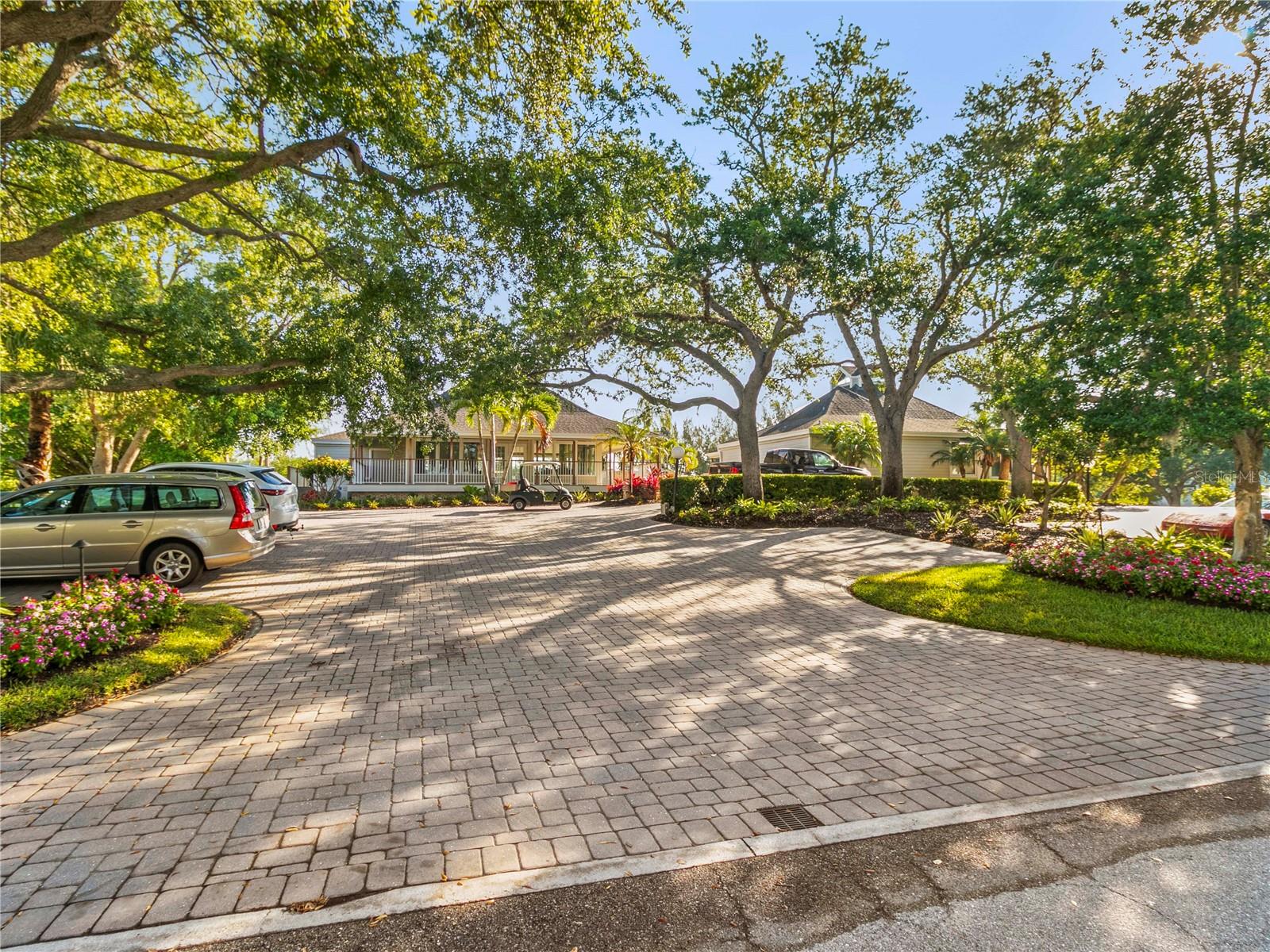 71 TIDY ISLAND BLVD, BRADENTON, FL, 34210