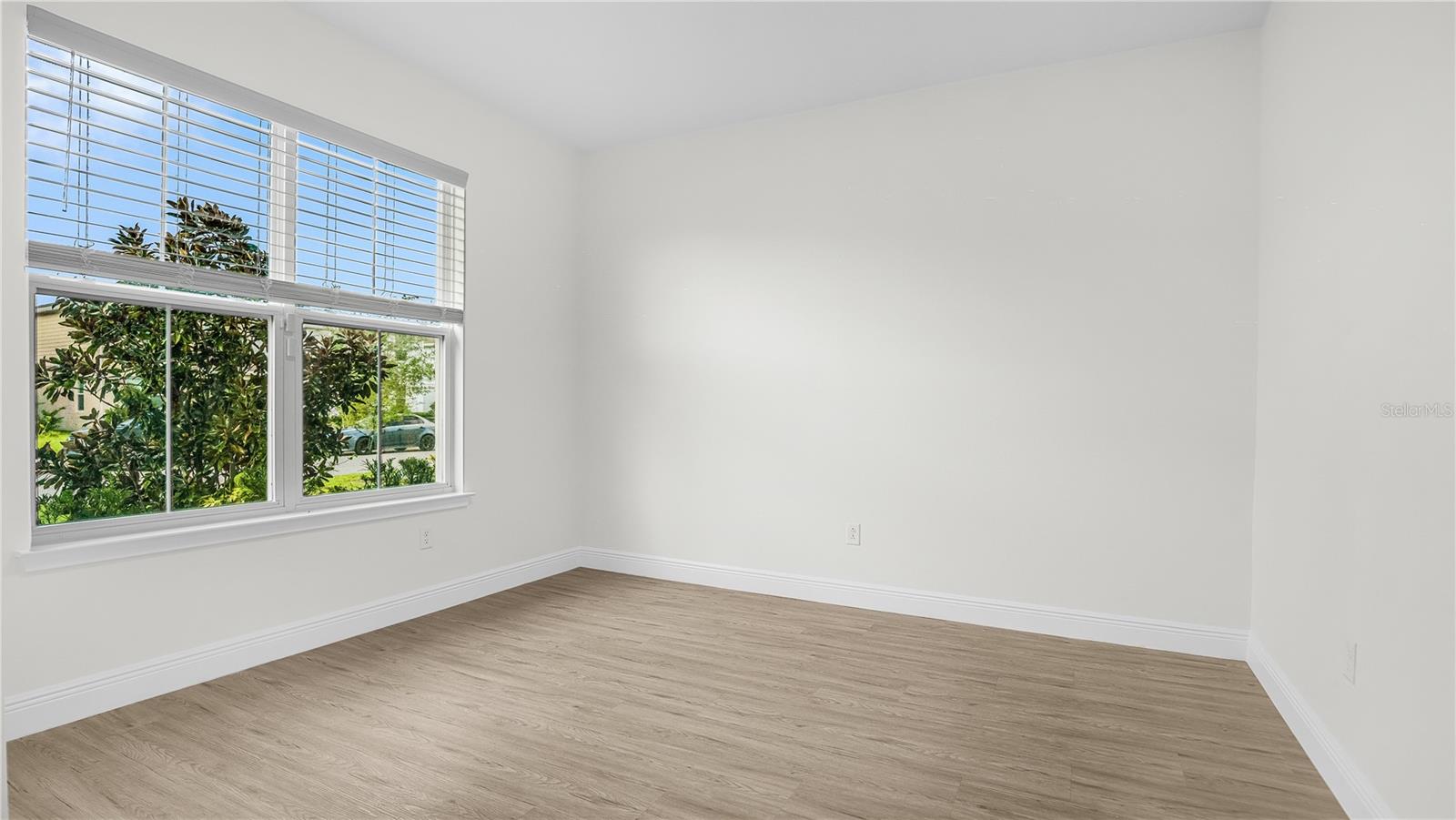 5825 WOODEN PINE DR, ORLANDO, FL, 32829