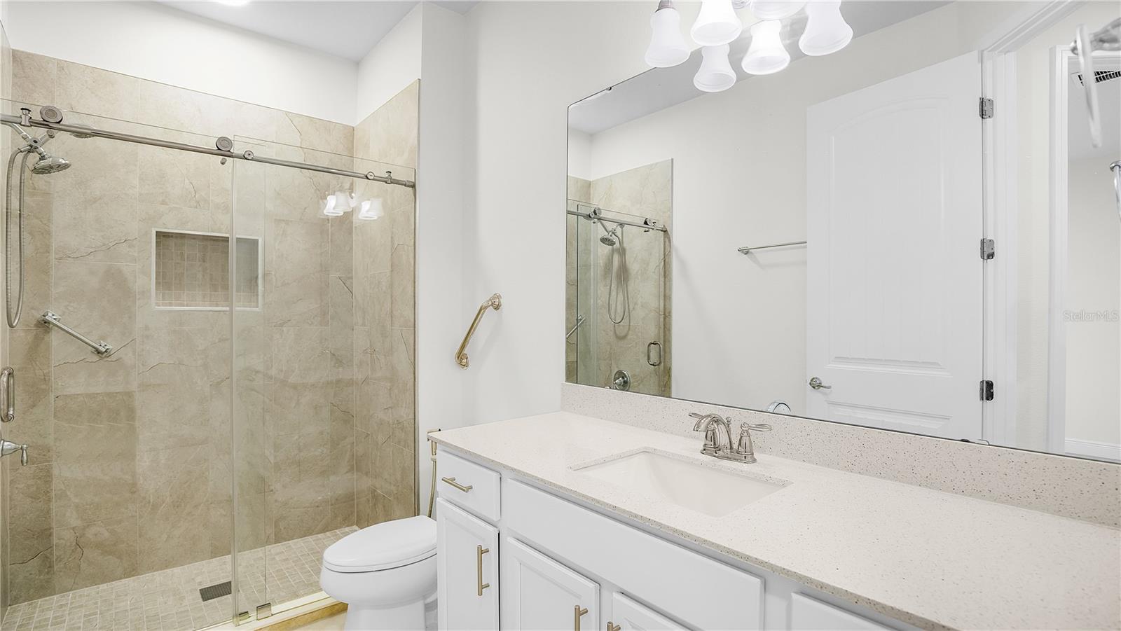 5825 WOODEN PINE DR, ORLANDO, FL, 32829