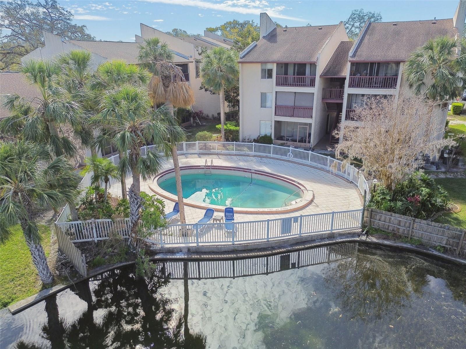 3828 N LAKE DR #114, TAMPA, FL, 33614