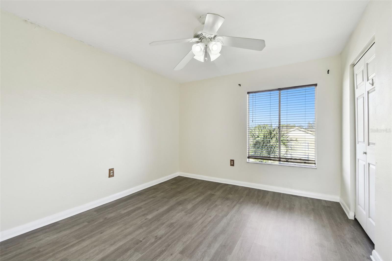 3828 N LAKE DR #114, TAMPA, FL, 33614