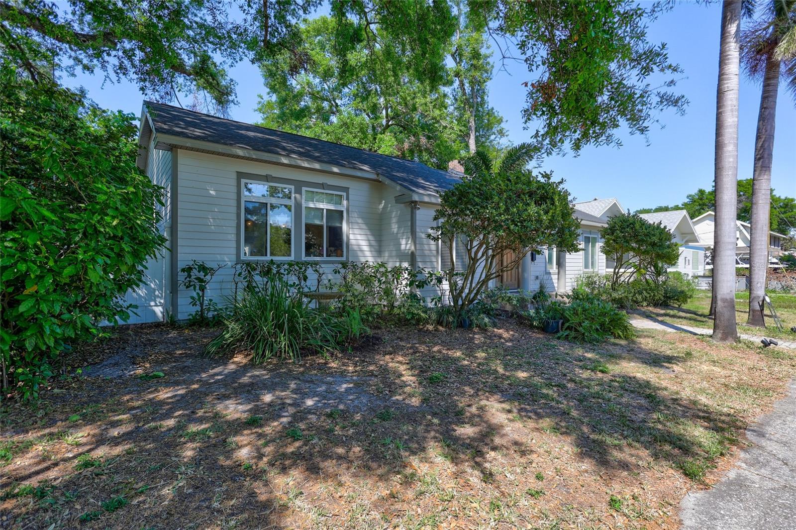 737 25TH AVE N, ST PETERSBURG, FL, 33704