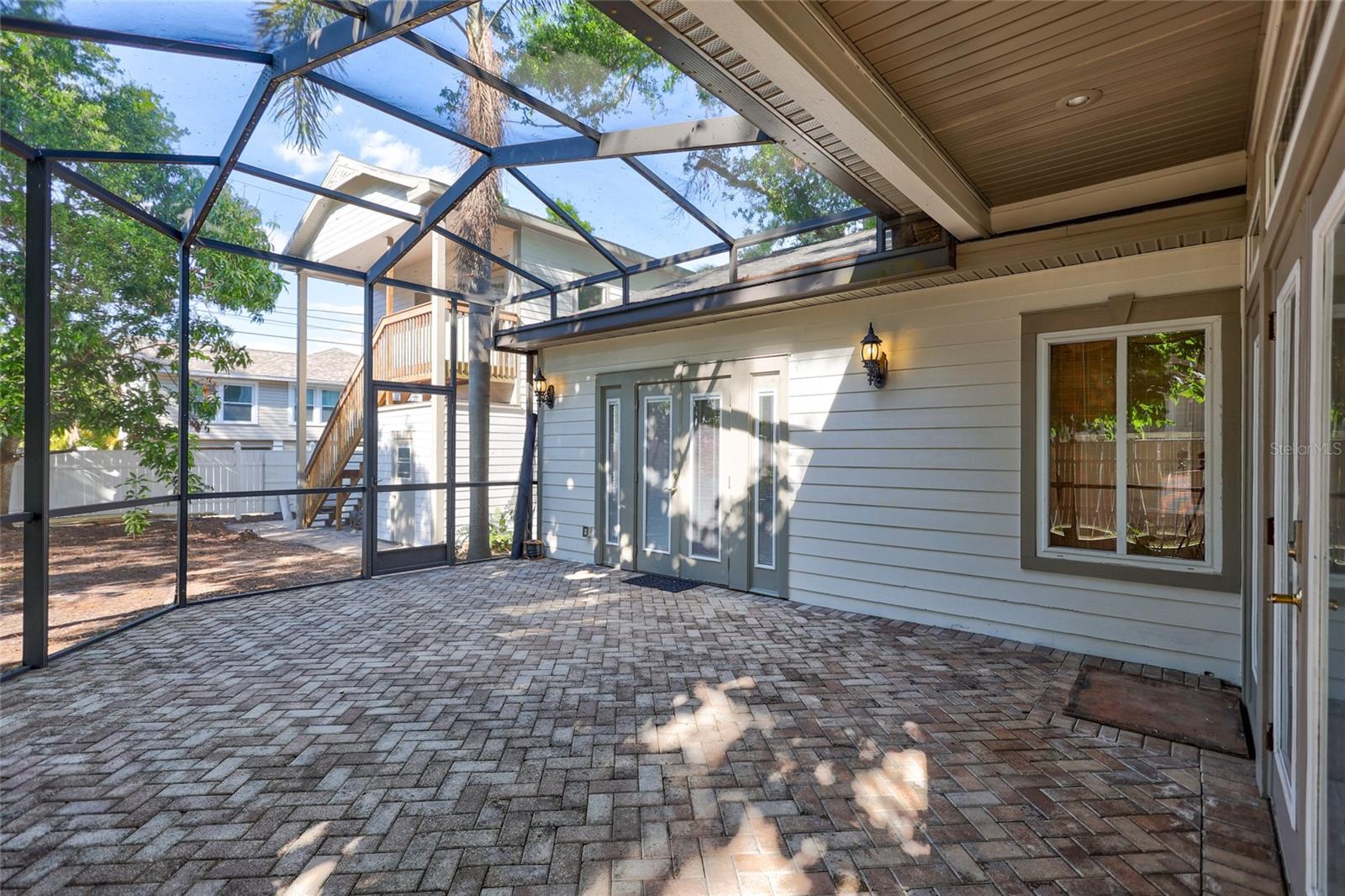 737 25TH AVE N, ST PETERSBURG, FL, 33704