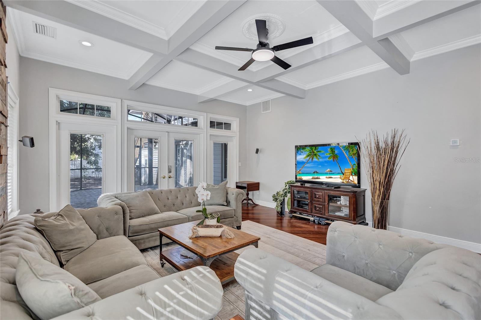 737 25TH AVE N, ST PETERSBURG, FL, 33704