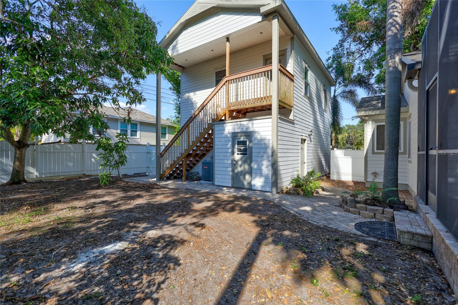 737 25TH AVE N, ST PETERSBURG, FL, 33704