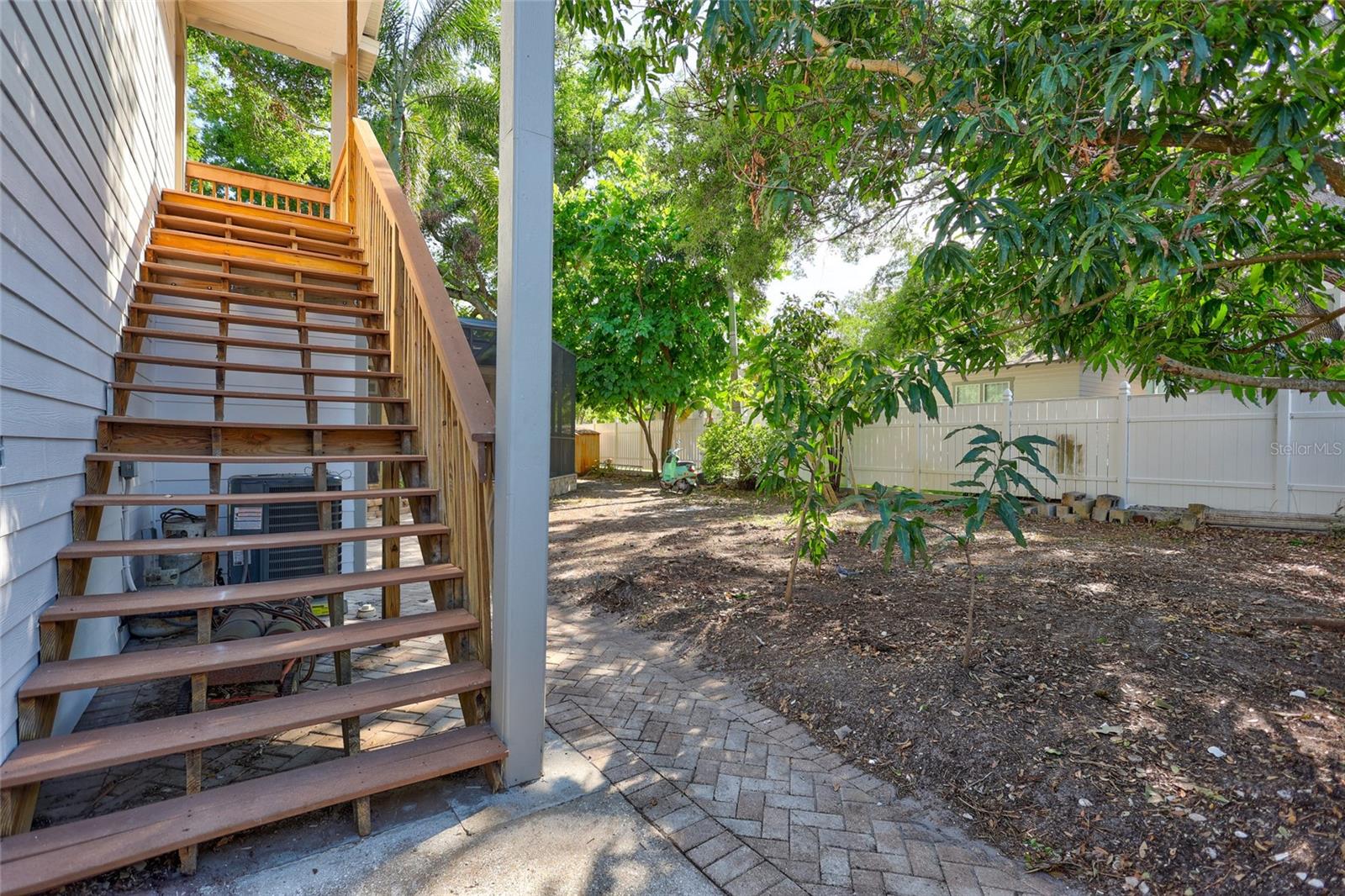 737 25TH AVE N, ST PETERSBURG, FL, 33704