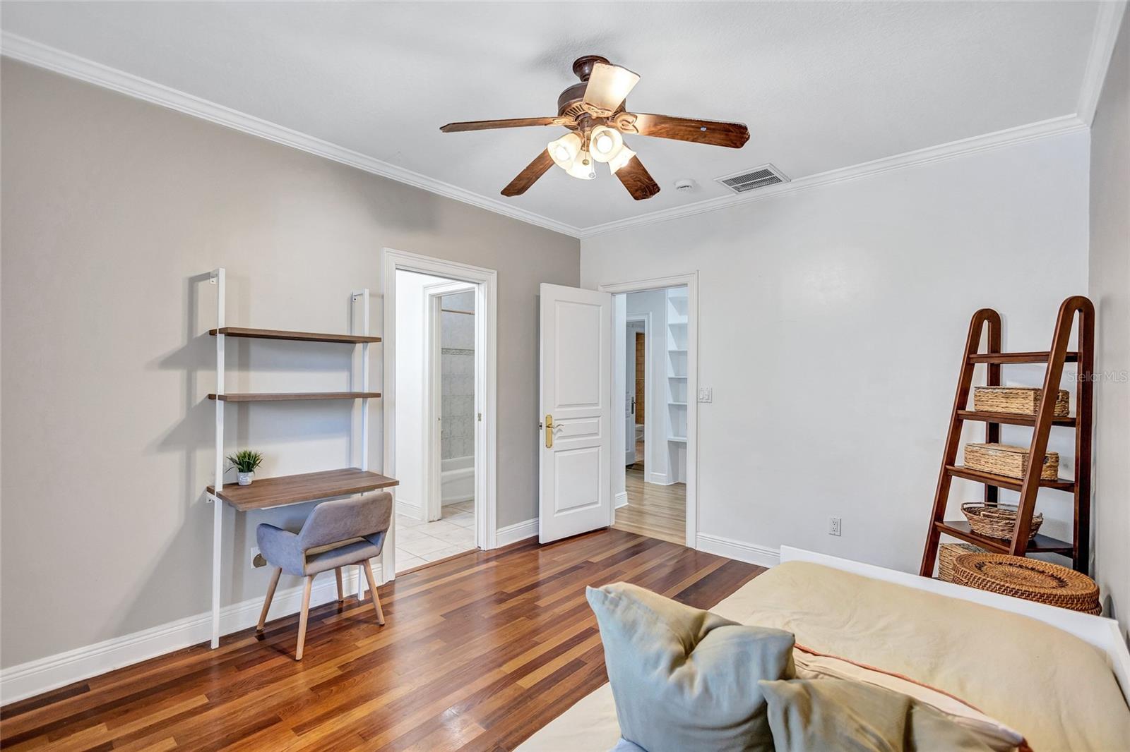 737 25TH AVE N, ST PETERSBURG, FL, 33704