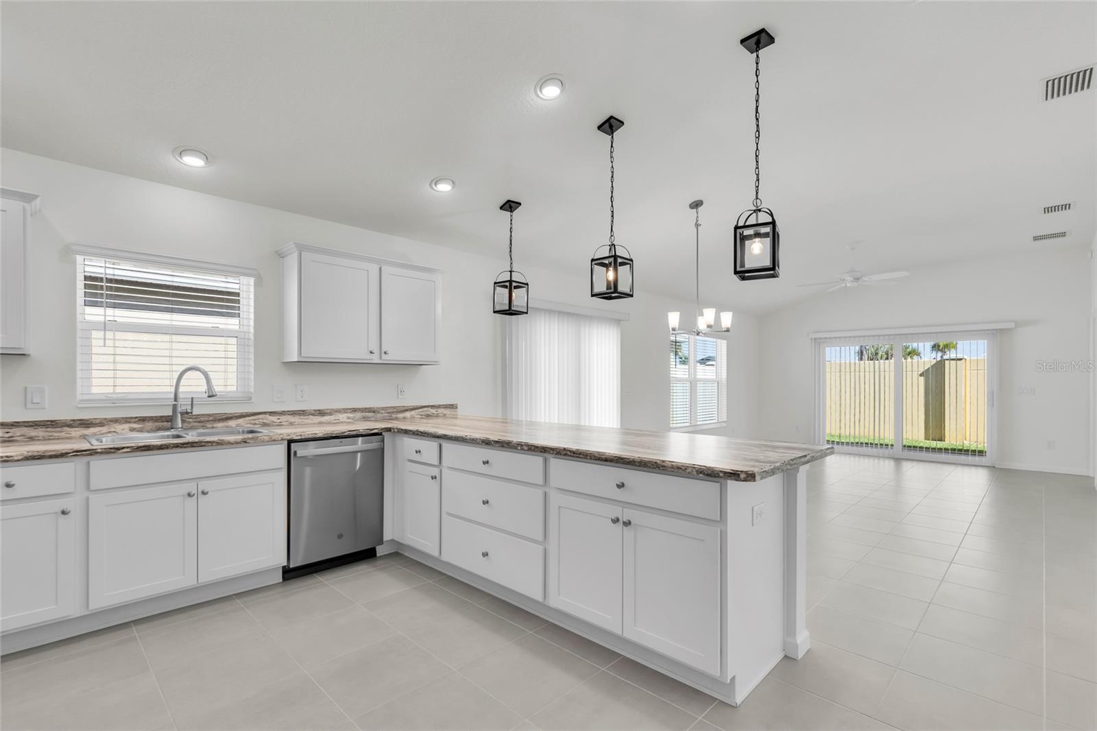 3422 RANDI RD, THE VILLAGES, FL, 32163