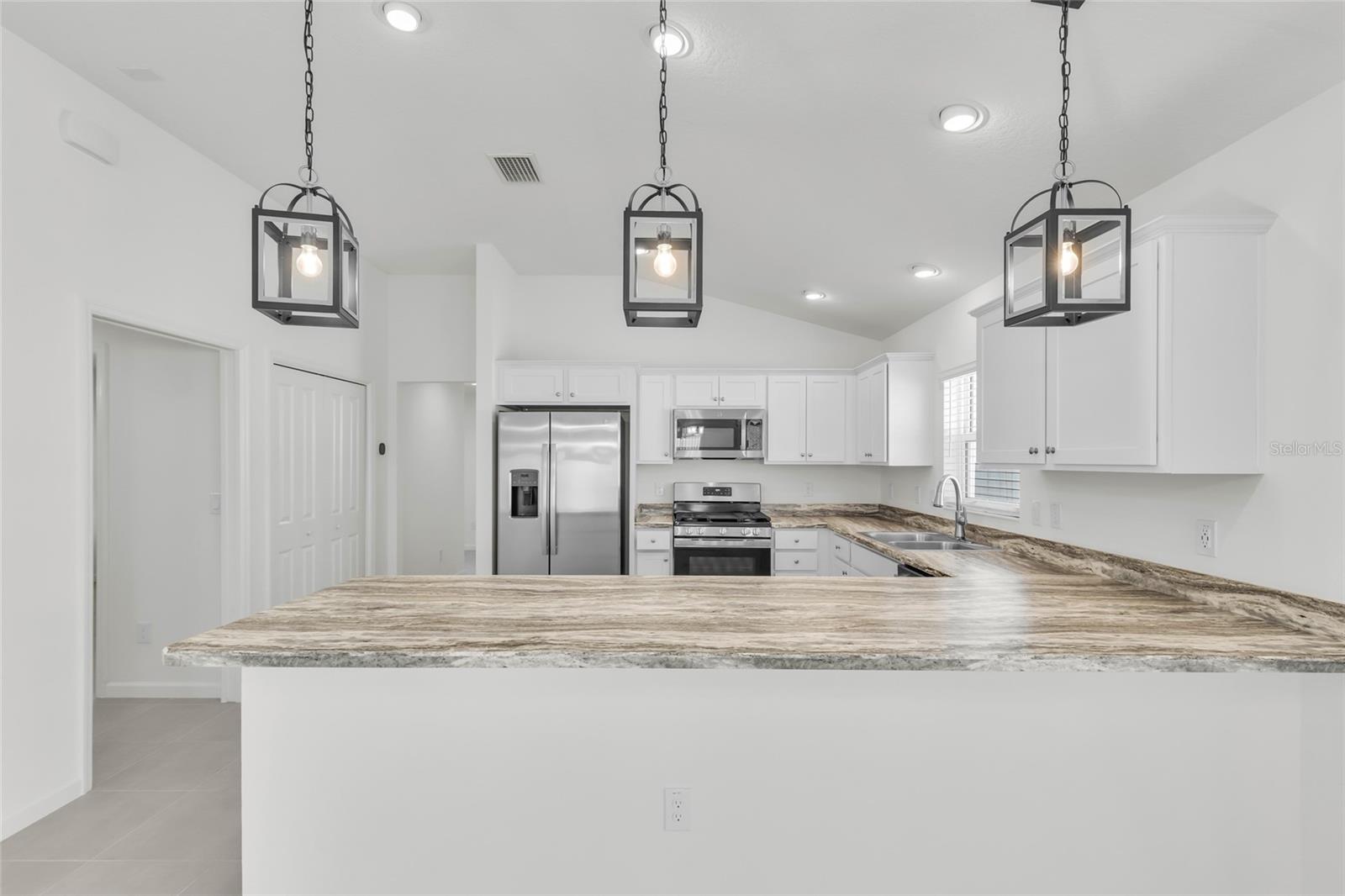 3422 RANDI RD, THE VILLAGES, FL, 32163