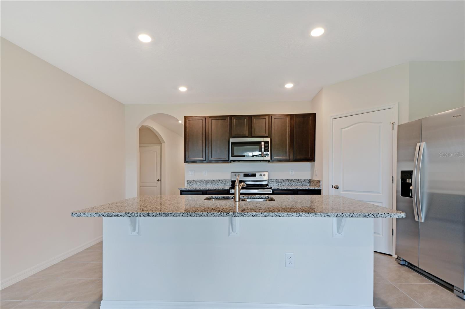 2705 GRANDBURY GROVE RD, LAKELAND, FL, 33811