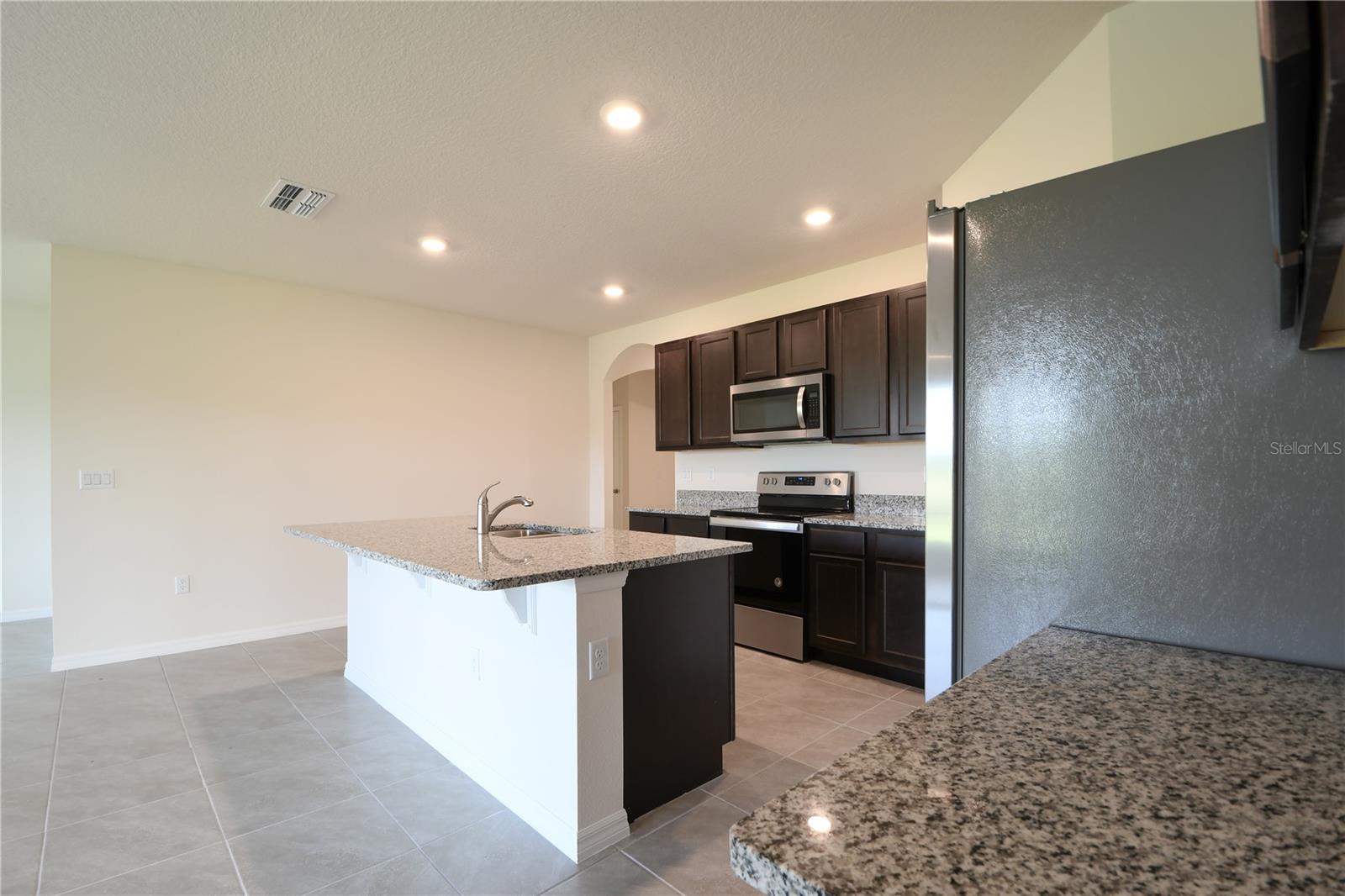 2705 GRANDBURY GROVE RD, LAKELAND, FL, 33811