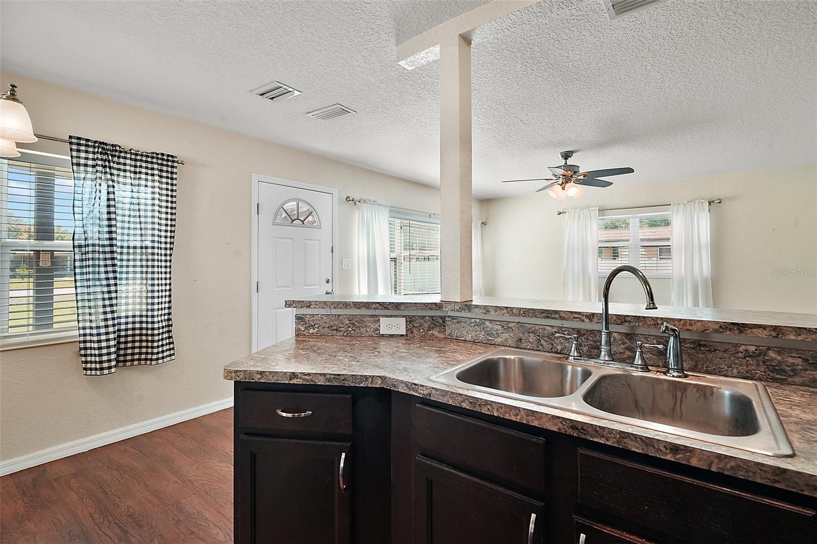 108 N WEST ST, BUSHNELL, FL, 33513