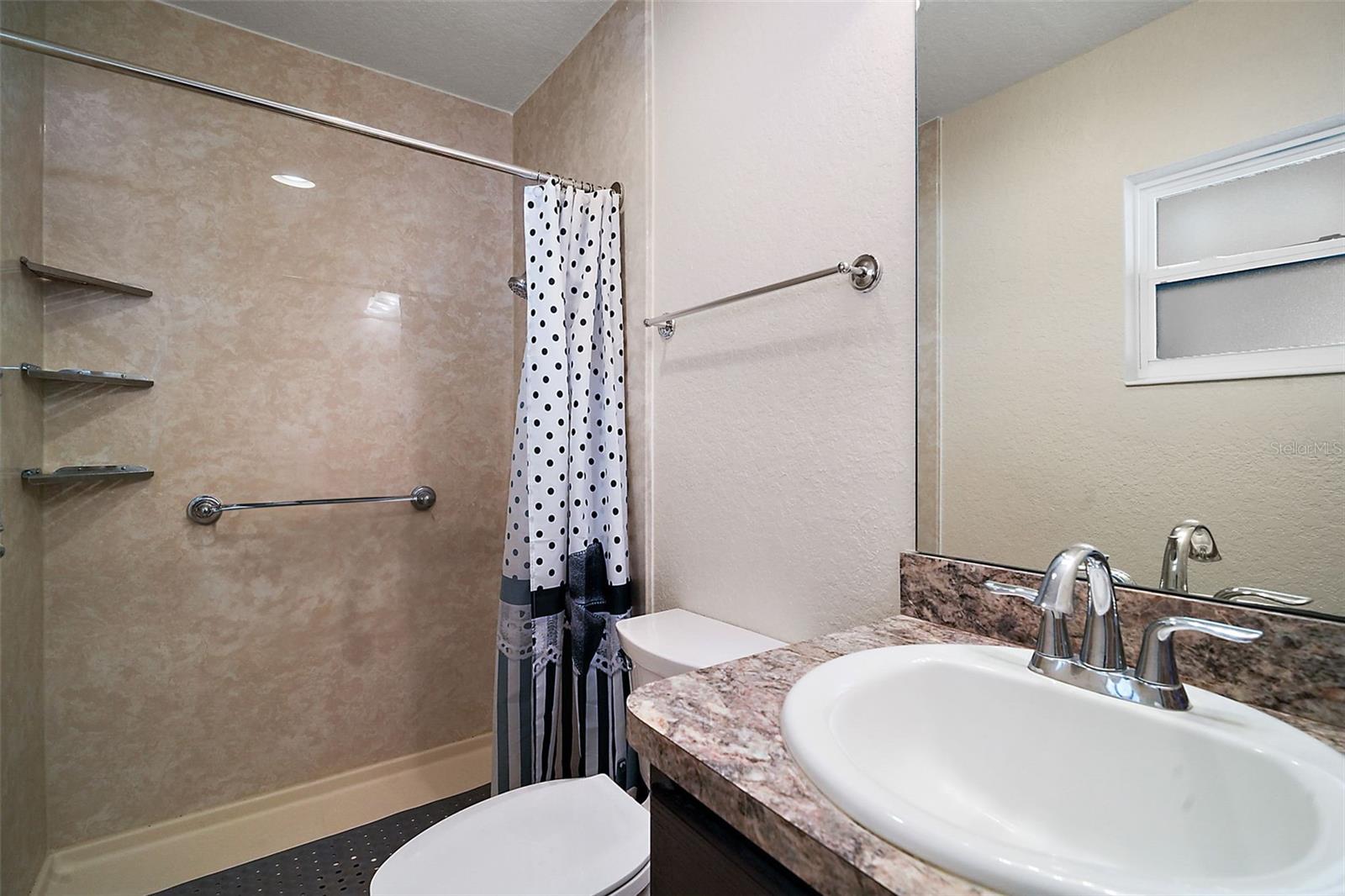 108 N WEST ST, BUSHNELL, FL, 33513
