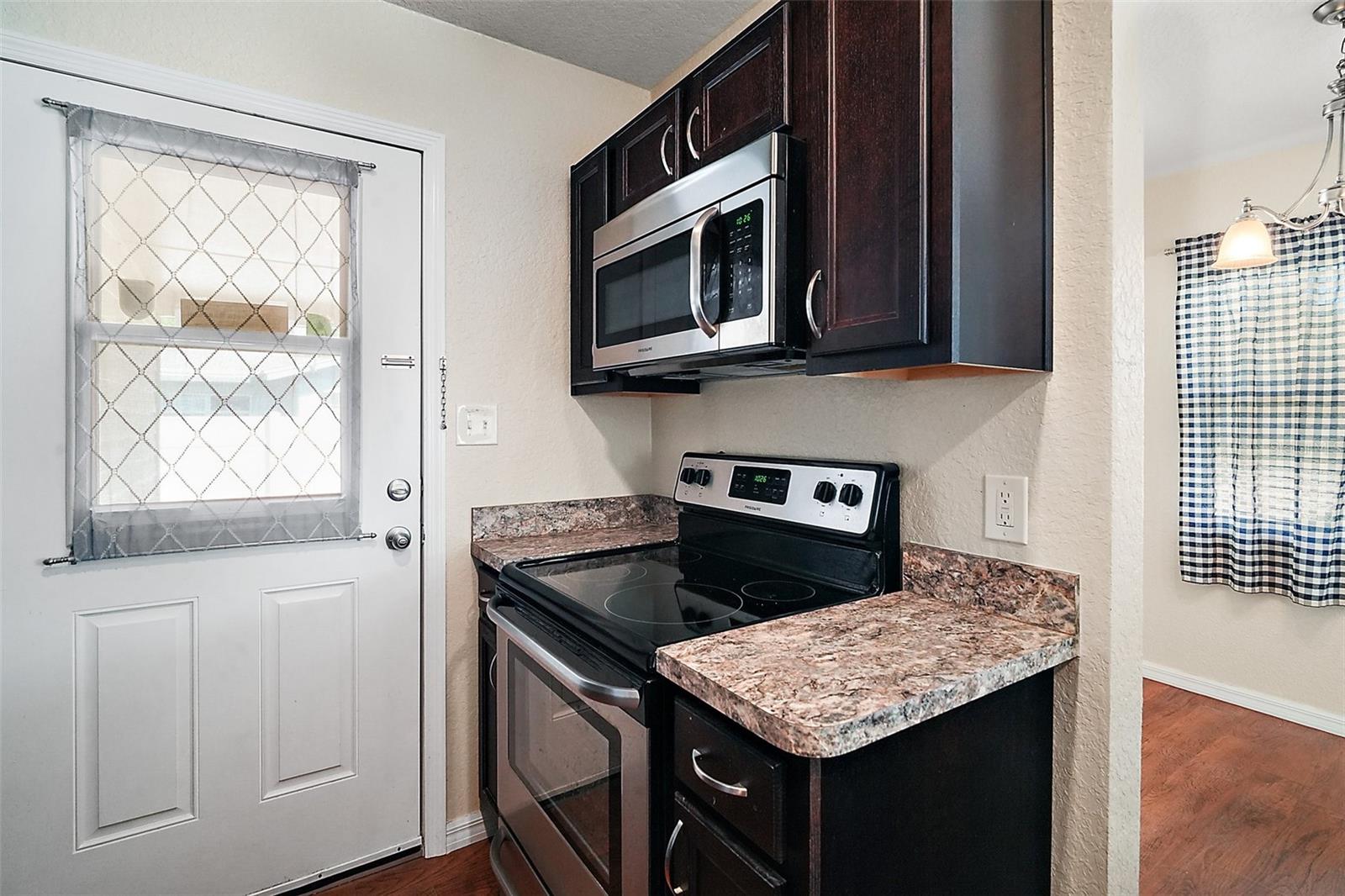 108 N WEST ST, BUSHNELL, FL, 33513