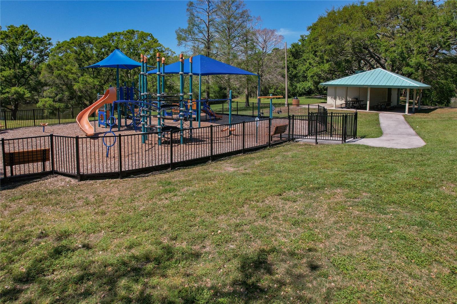 1365 CARLISLE CT, DUNEDIN, FL, 34698