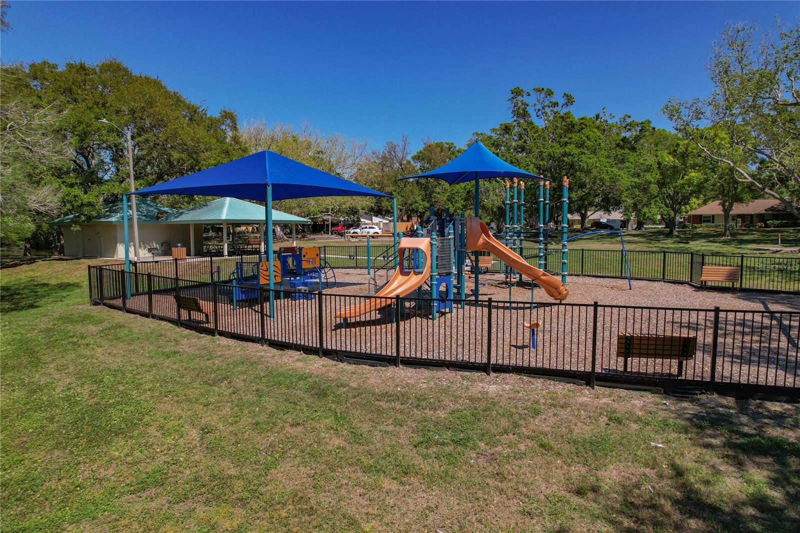 1365 CARLISLE CT, DUNEDIN, FL, 34698