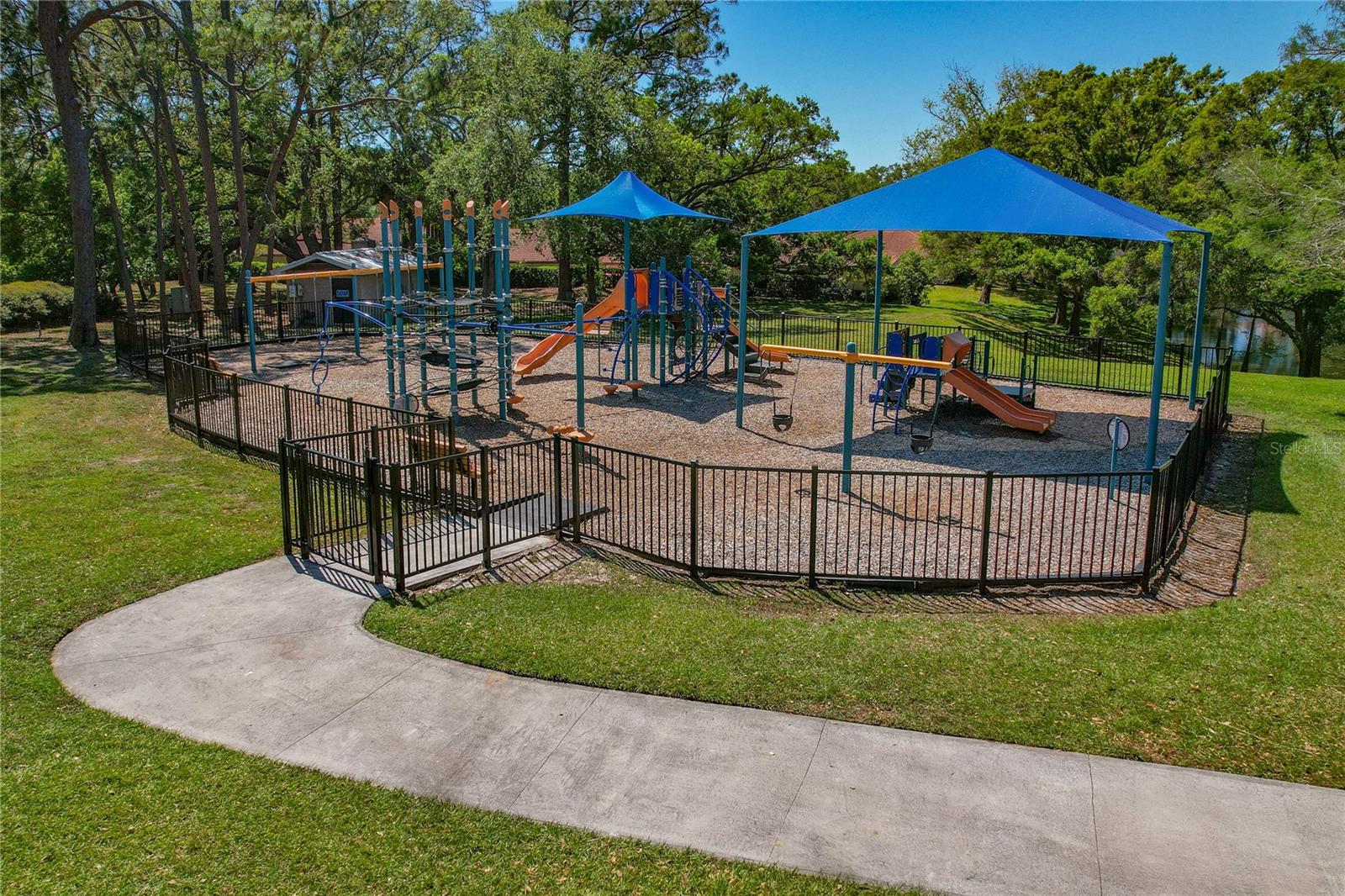 1365 CARLISLE CT, DUNEDIN, FL, 34698