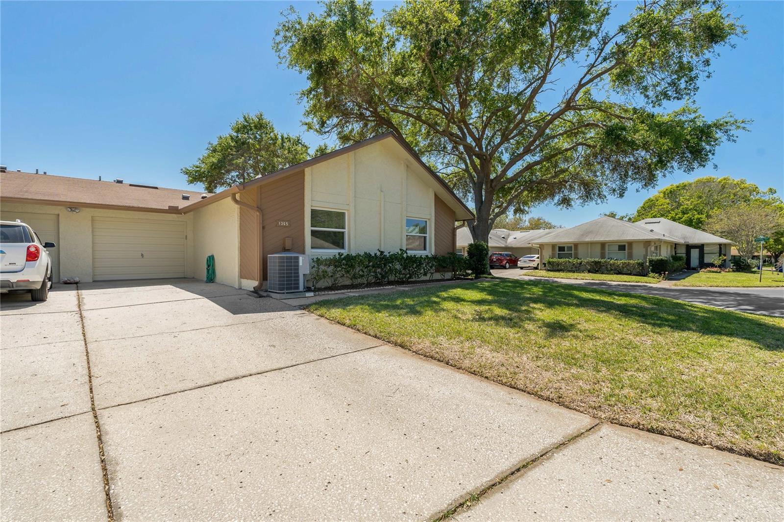 1365 CARLISLE CT, DUNEDIN, FL, 34698