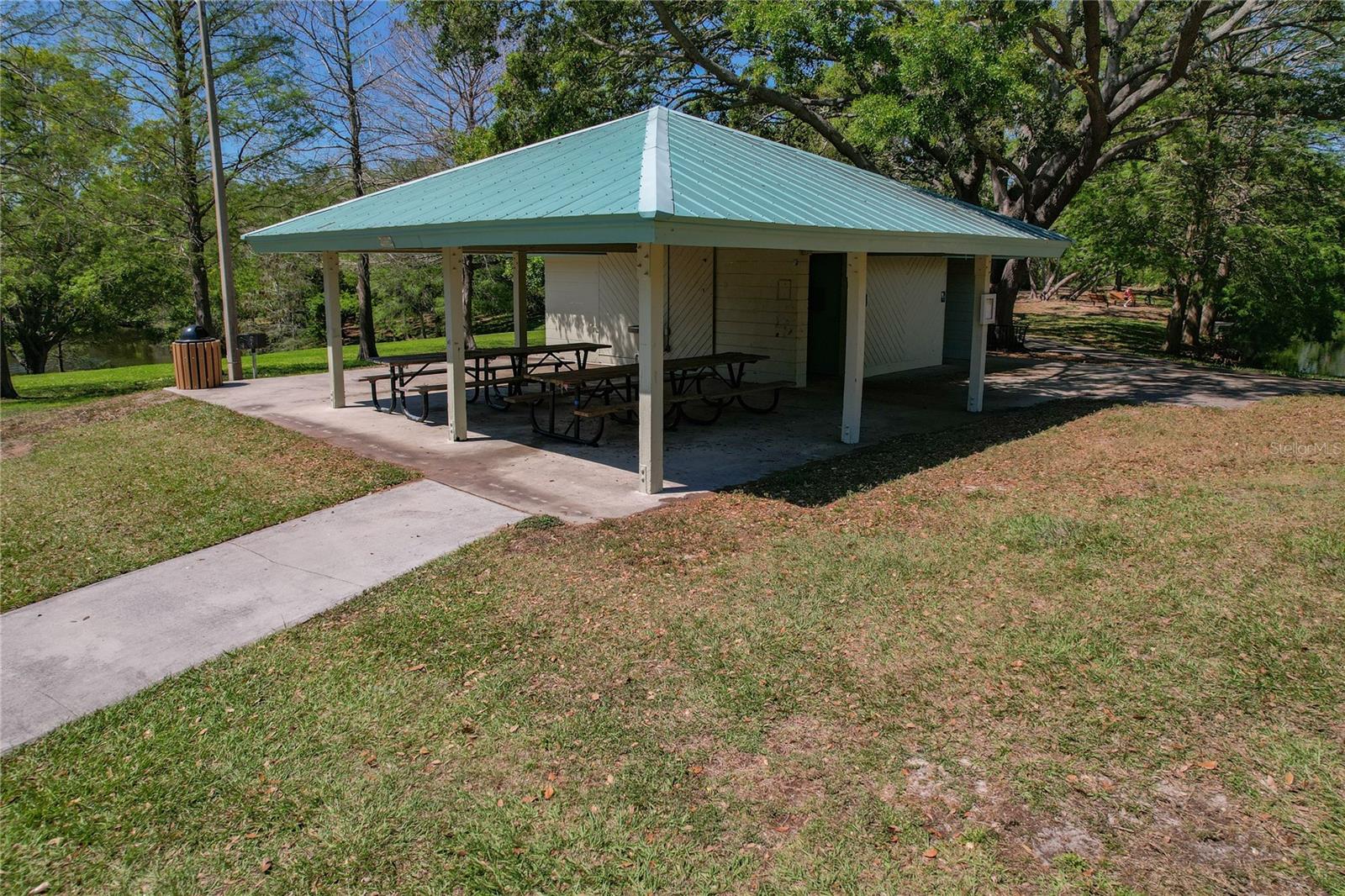 1365 CARLISLE CT, DUNEDIN, FL, 34698