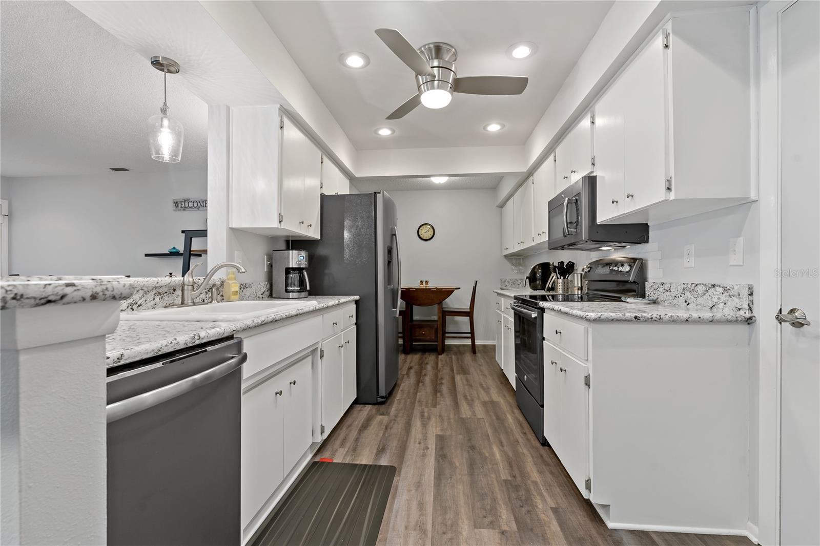 1365 CARLISLE CT, DUNEDIN, FL, 34698