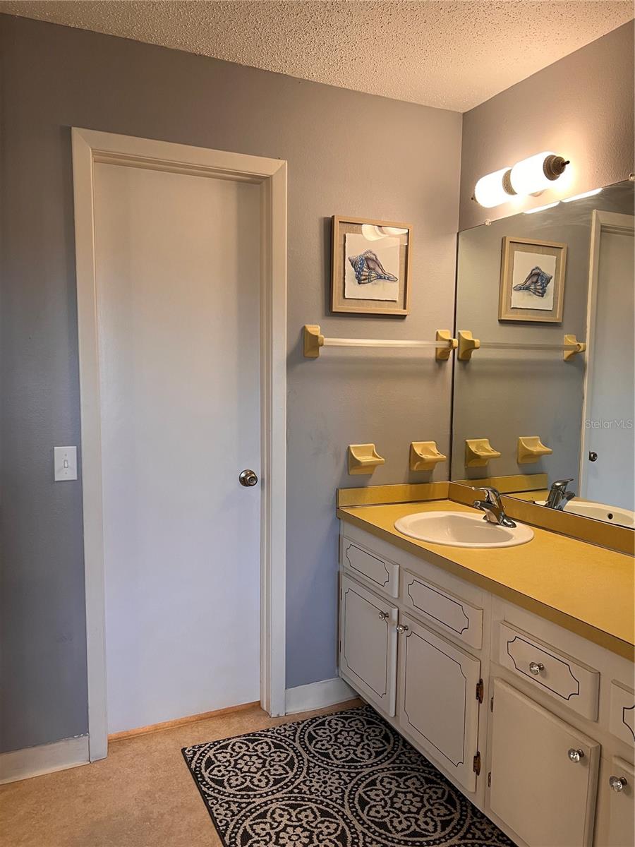 717 CORDOVA GREEN, SEMINOLE, FL, 33777