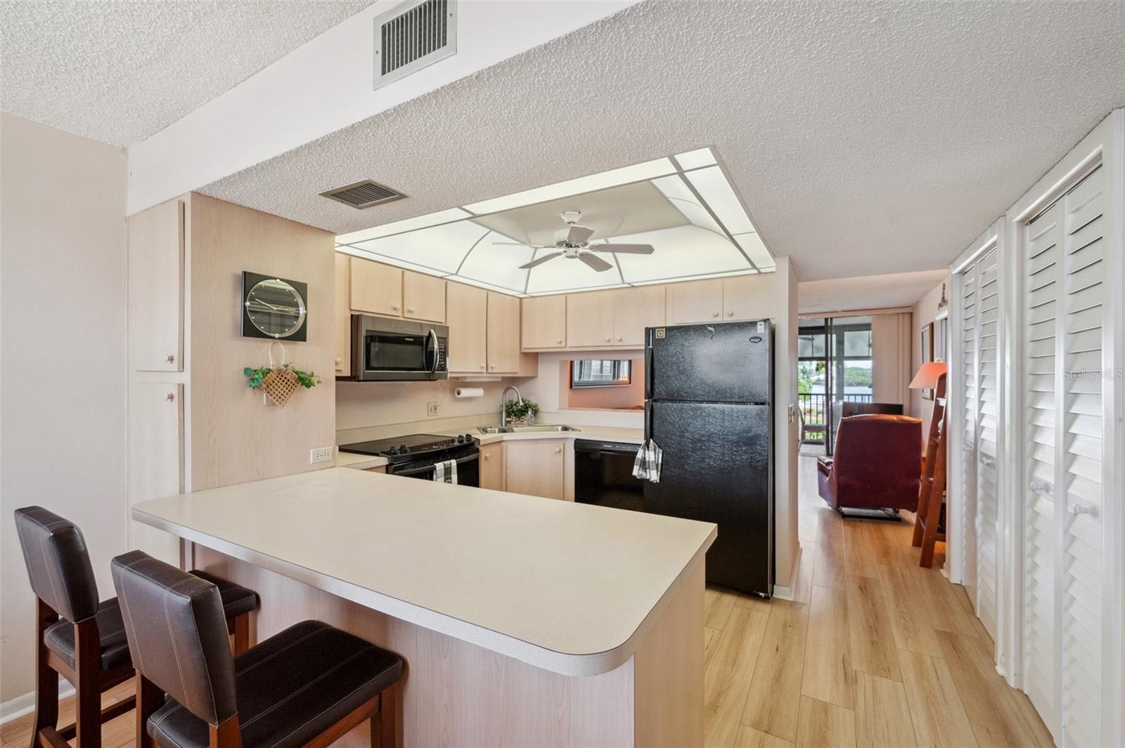 19701 GULF BLVD #210, INDIAN SHORES, FL, 33785