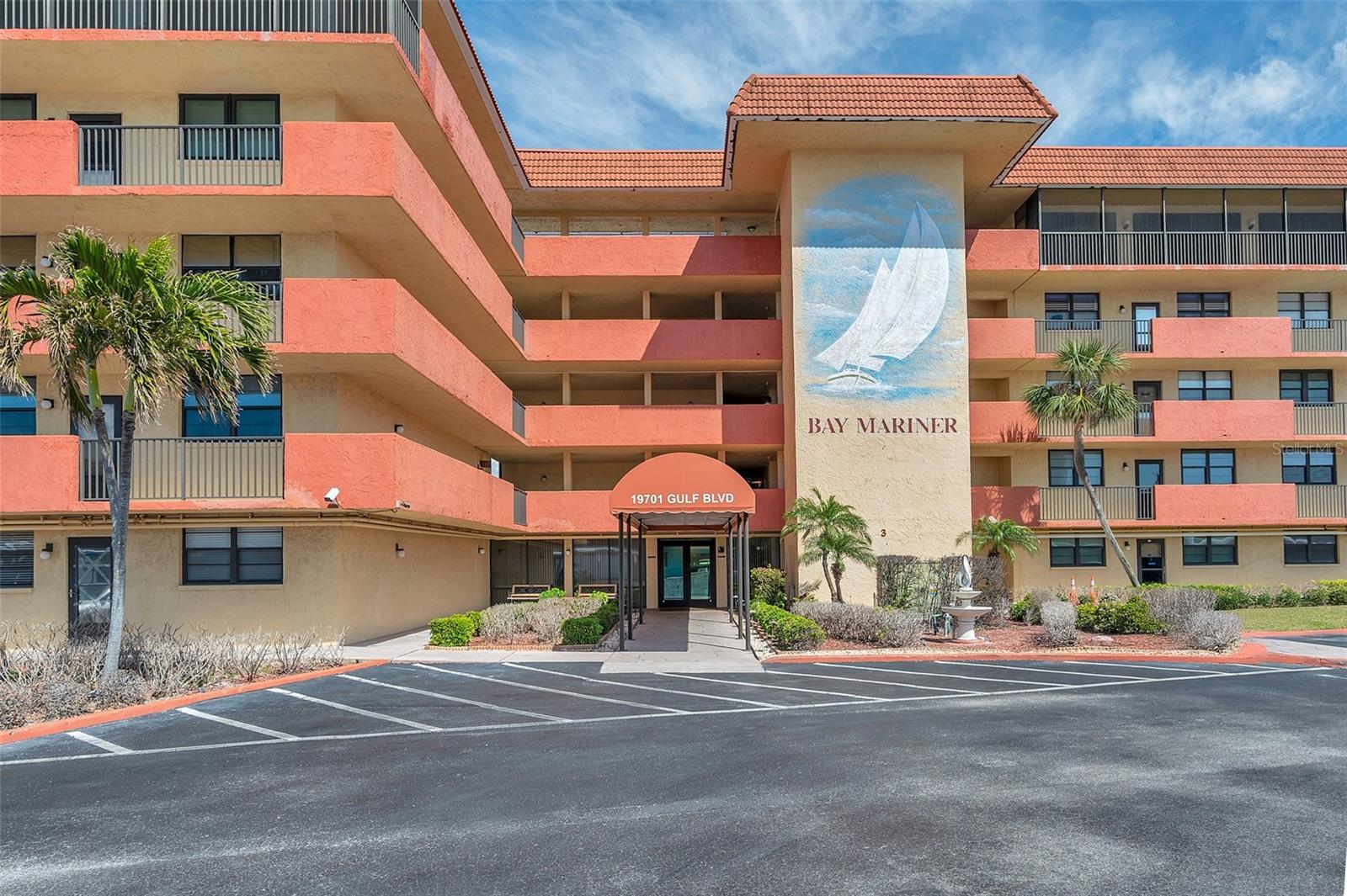 19701 GULF BLVD #210, INDIAN SHORES, FL, 33785