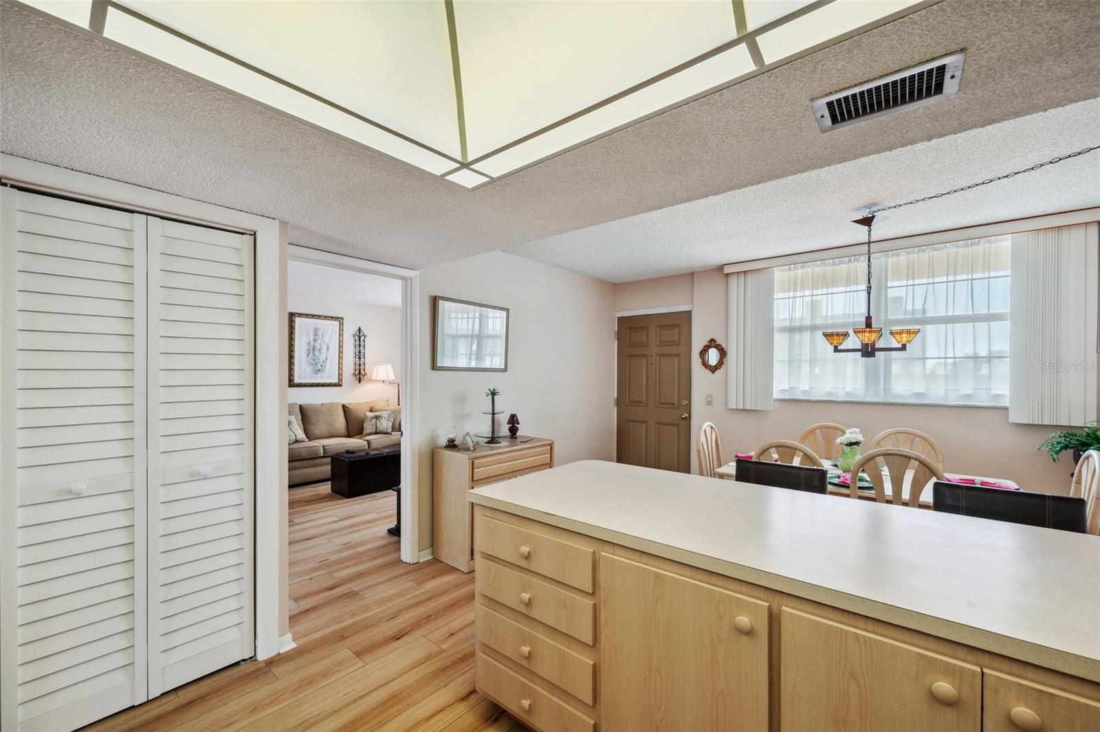 19701 GULF BLVD #210, INDIAN SHORES, FL, 33785