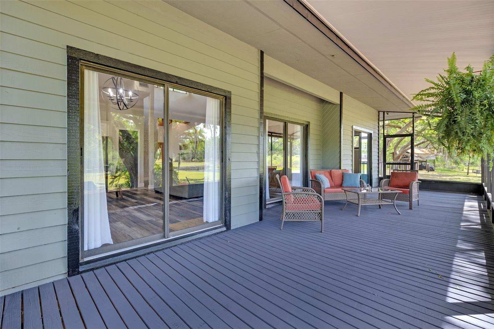 13437 MCINTOSH RD, THONOTOSASSA, FL, 33592